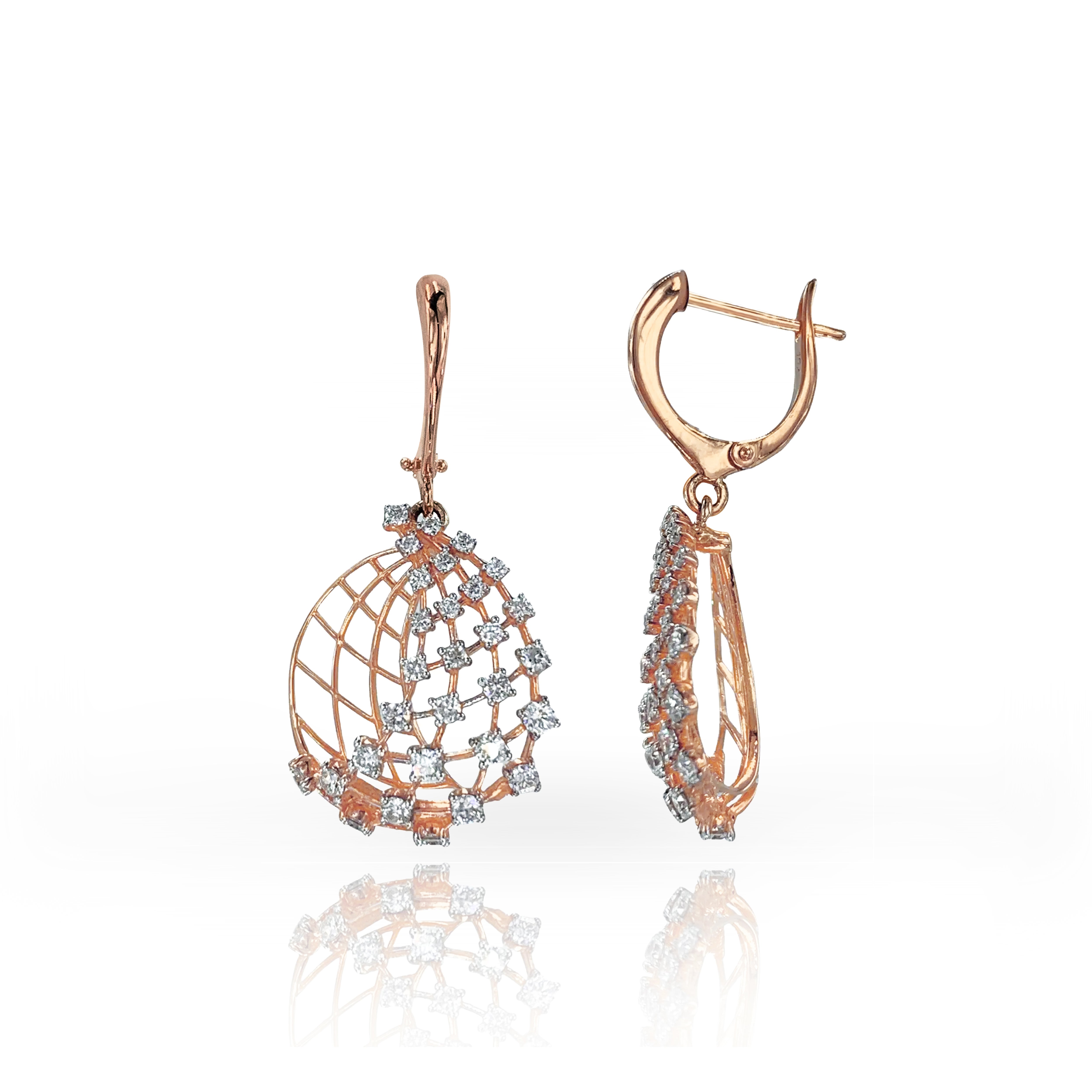 18karat Gold Dangle Earring Rose Gold Diamond Pave Fashion Earring For Sale