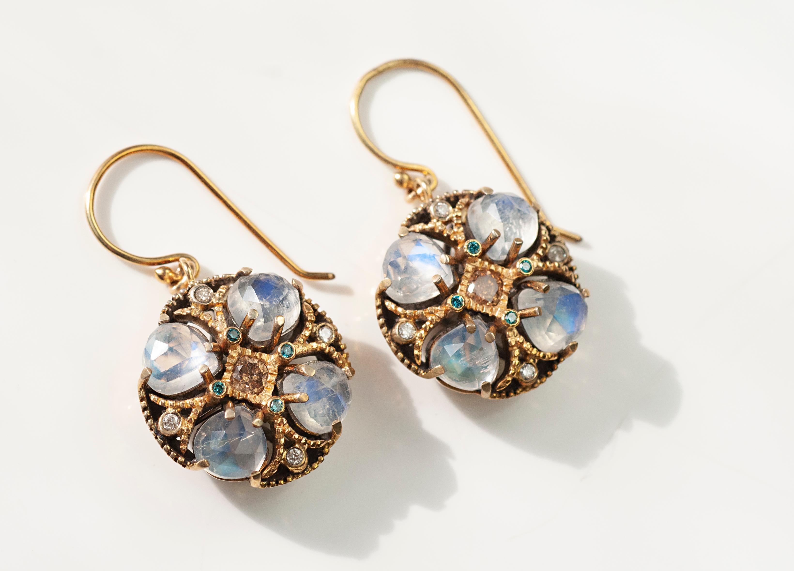 Artisan 18 Karat Gold Two Tone Moonstone Poppy Earrings Suneera For Sale
