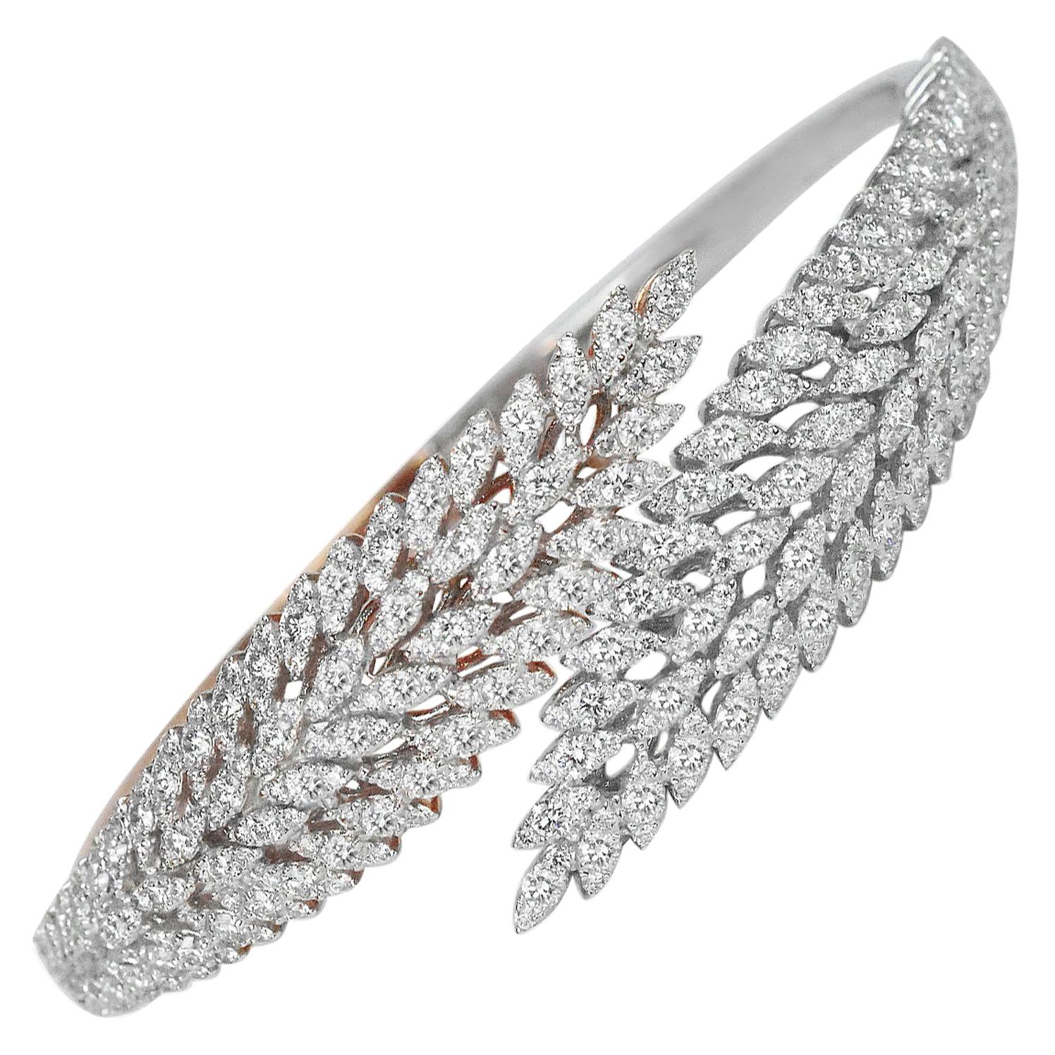 18karat Gold Two Tone Rose Gold White Gold Diamonds Pave Fashion Bangle Bracelet