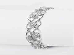 18 Karat Gold White Gold Diamonds Cluster Pave Fashion Bracelet