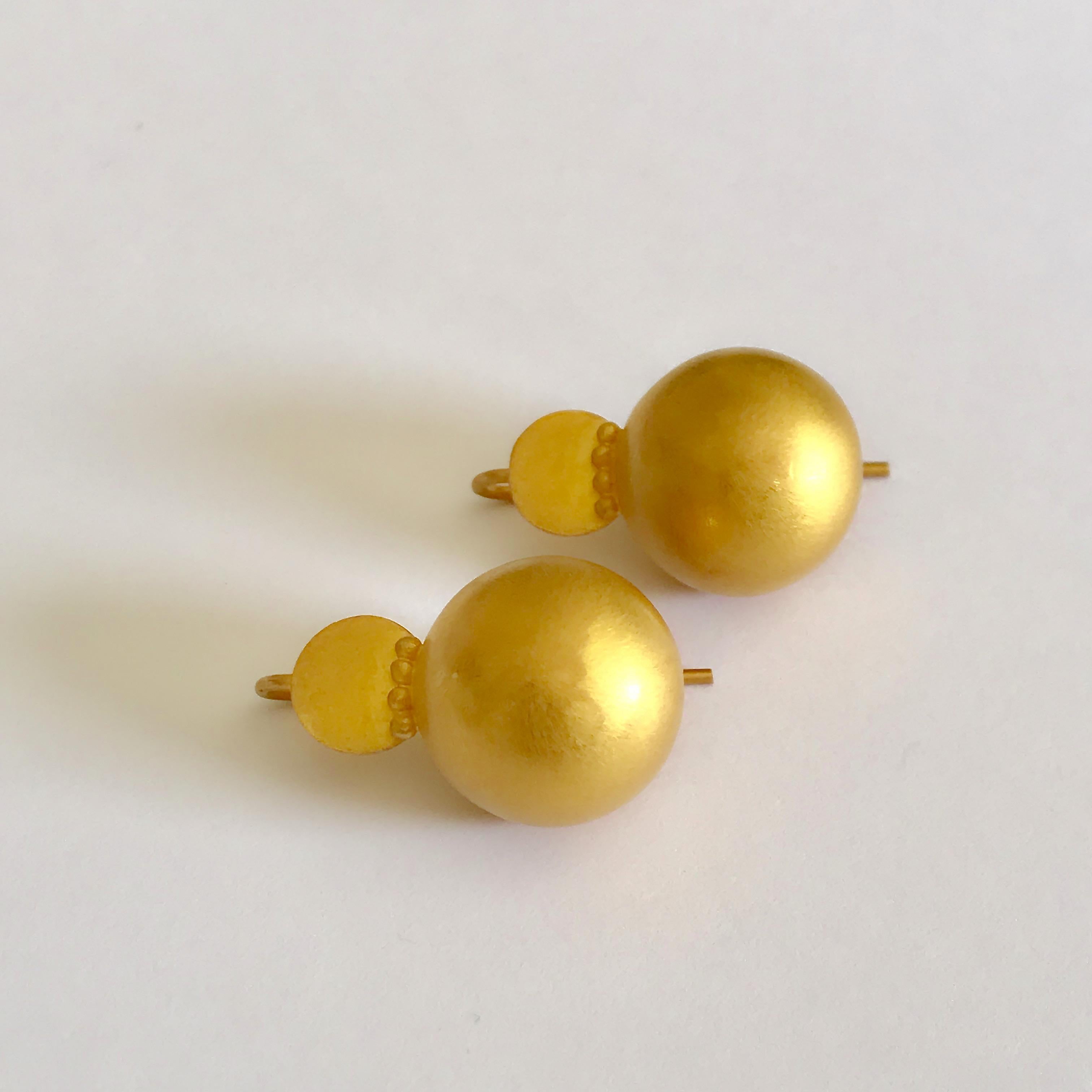 Contemporary 18 Karat Solid Yellow Gold Handmade Satin Finish Hook Drop Earrings