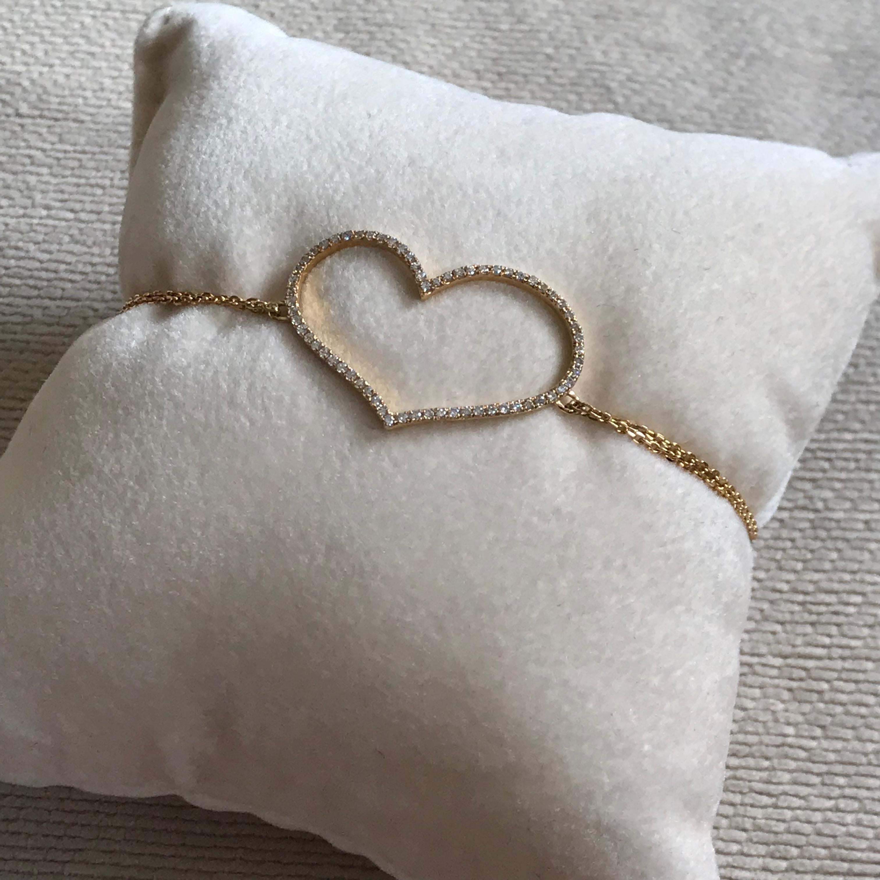 Contemporary White Diamond 18 Karat Solid Yellow Gold Large Heart Bracelet Bangle For Sale