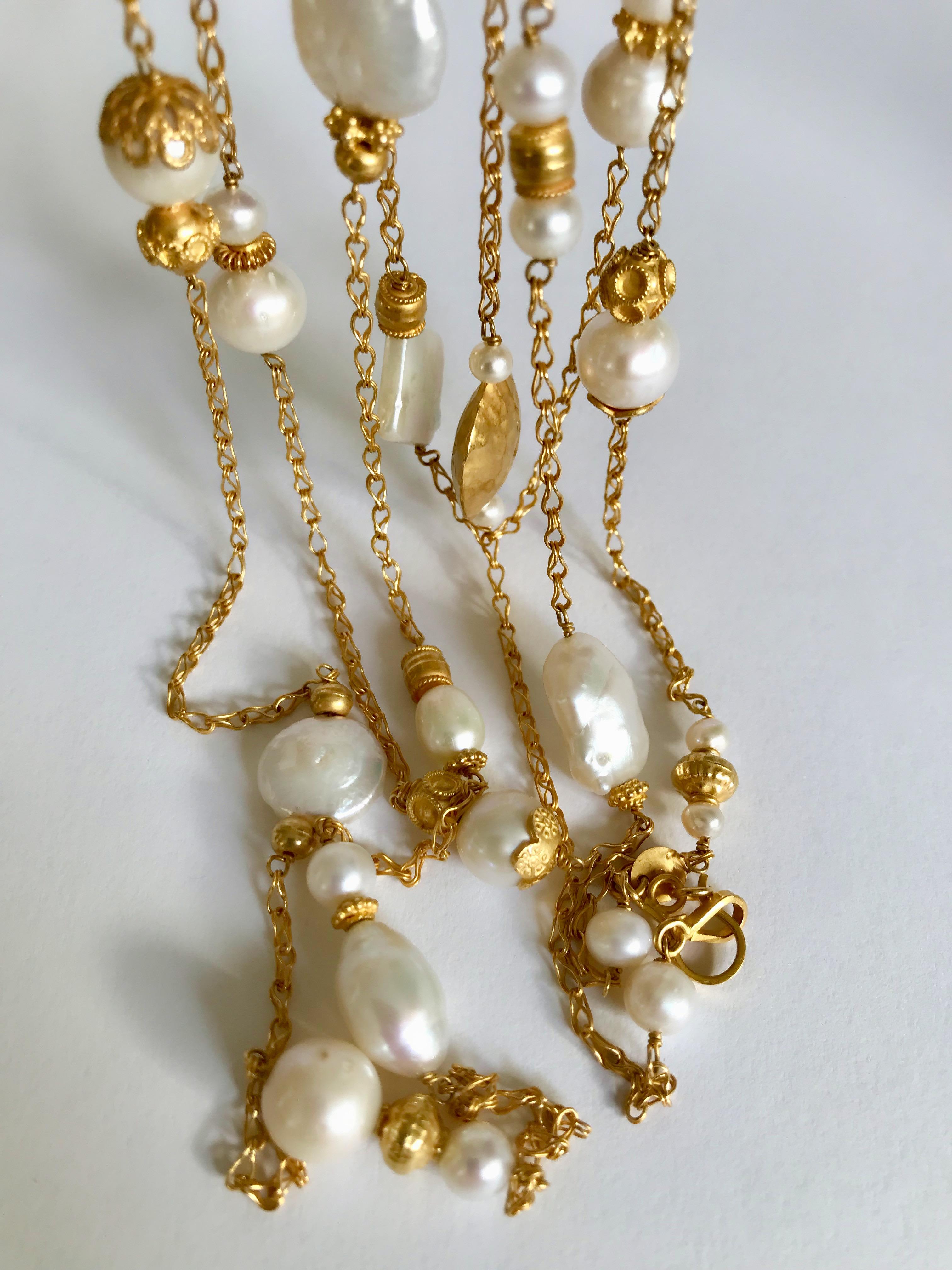 18 Karat Solid Yellow Gold Handmade Pearl Necklace For Sale 2