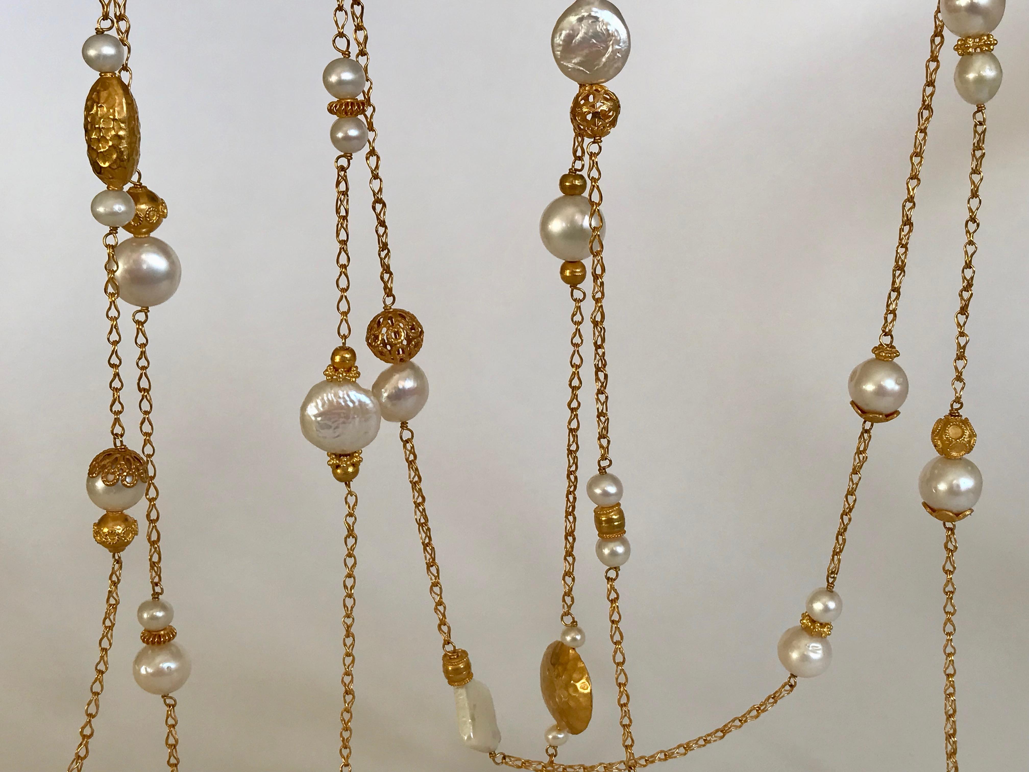 18 Karat Solid Yellow Gold Handmade Pearl Necklace For Sale 3