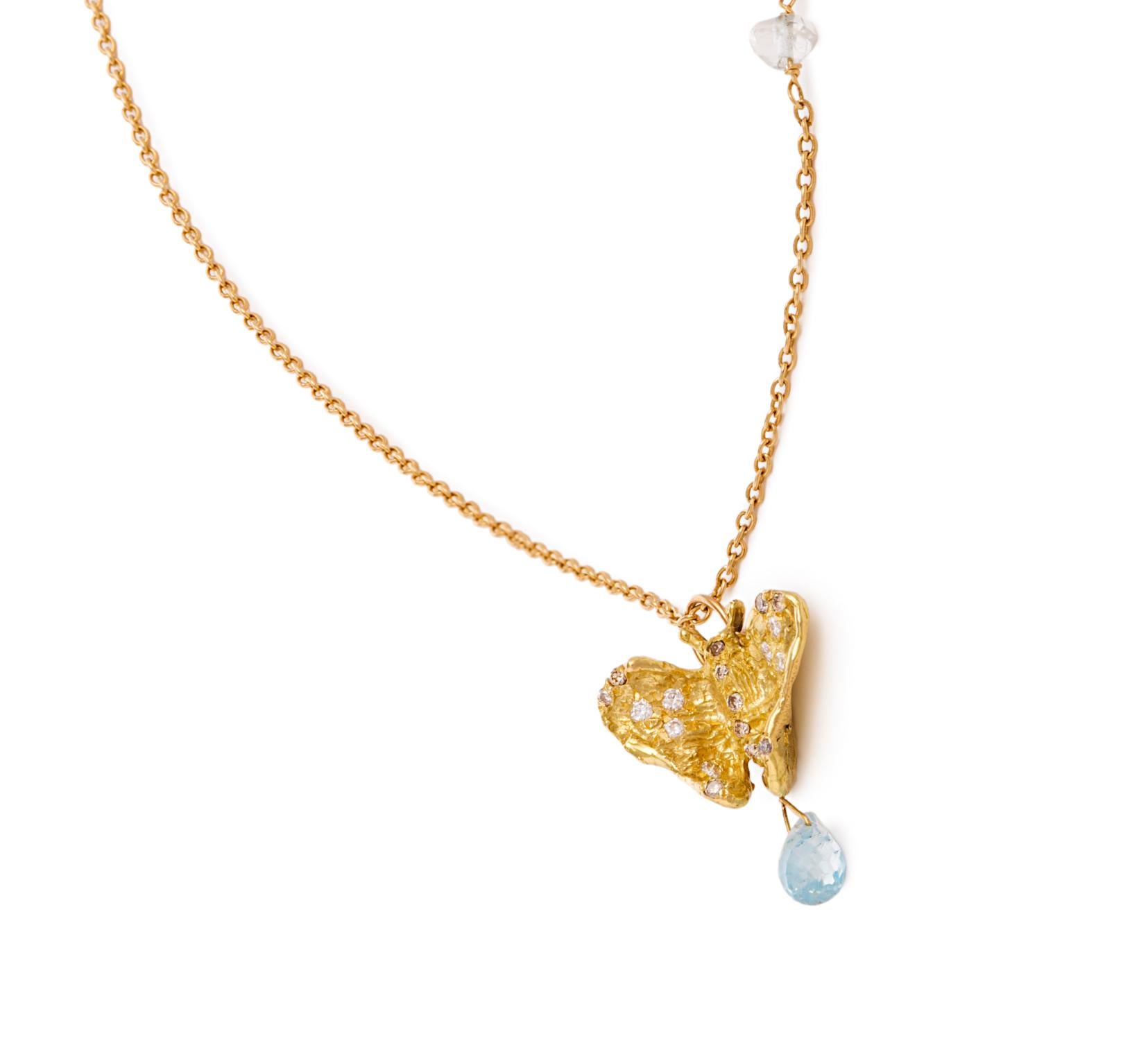 Perle Collier d'ailes de papillon en or jaune 18 carats avec aigue-marine et diamants blancs de 0,80 carat en vente