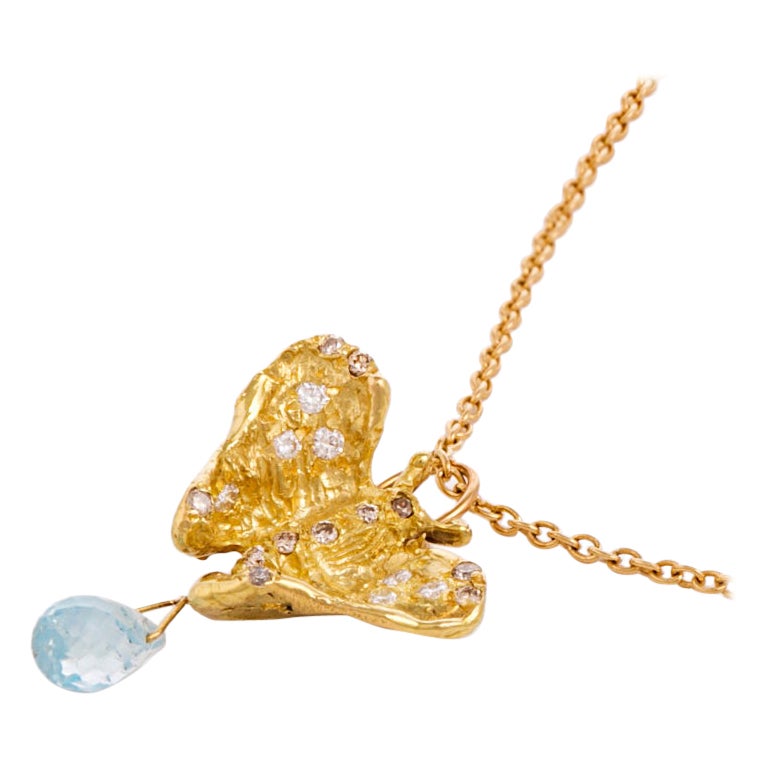 18K Yellow Gold Aquamarine Bead 0.80 Carat White Diamond Butterfly Necklace For Sale
