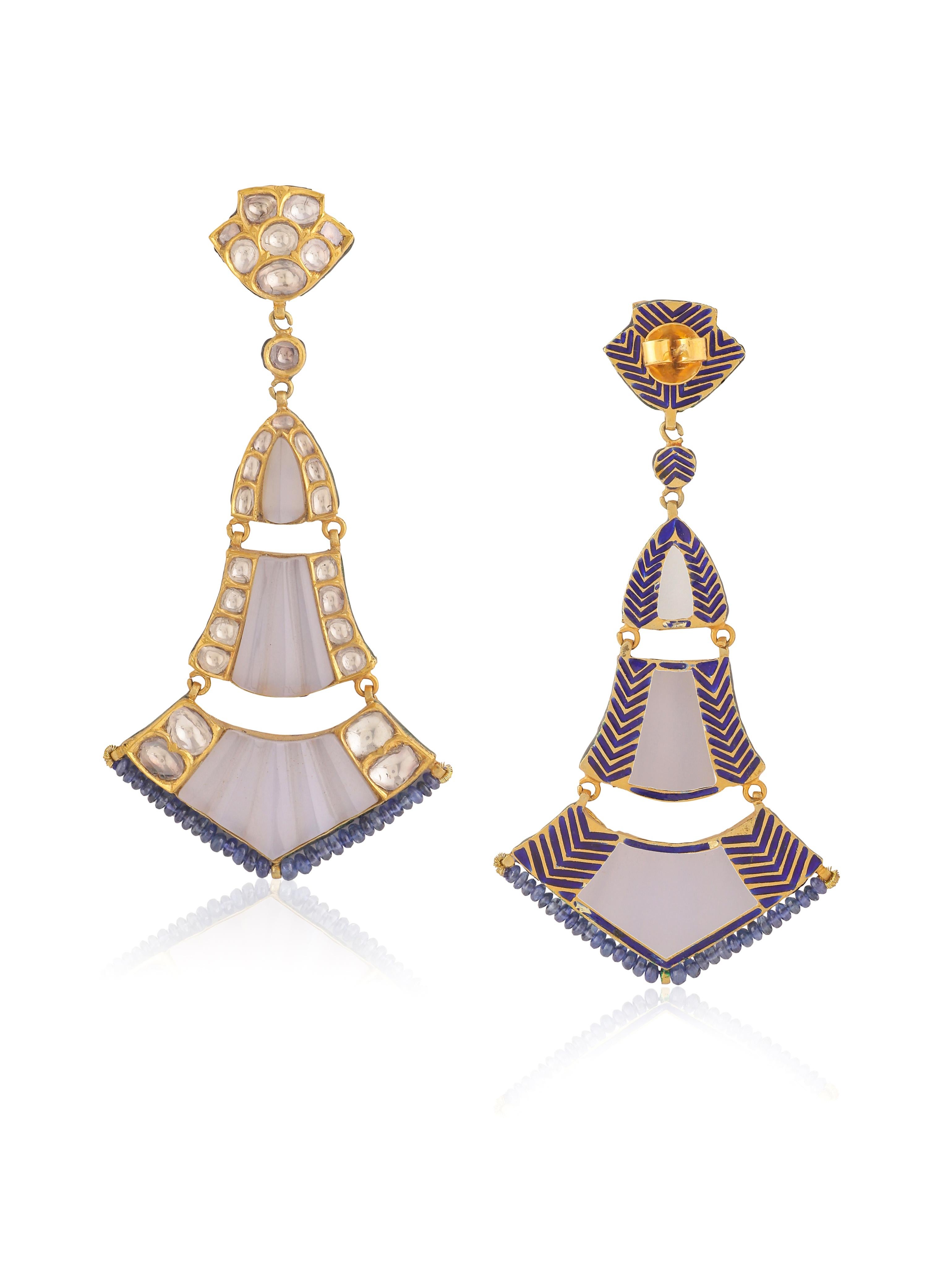 Art Deco 18k Gold Chandelier Earrings with Diamonds, Carved Chalcedony and Sapphire Beads For Sale
