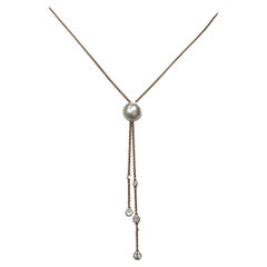 Collier pendentif en or 18KR avec perles d'eau douce et diamants, style « by the Yard »