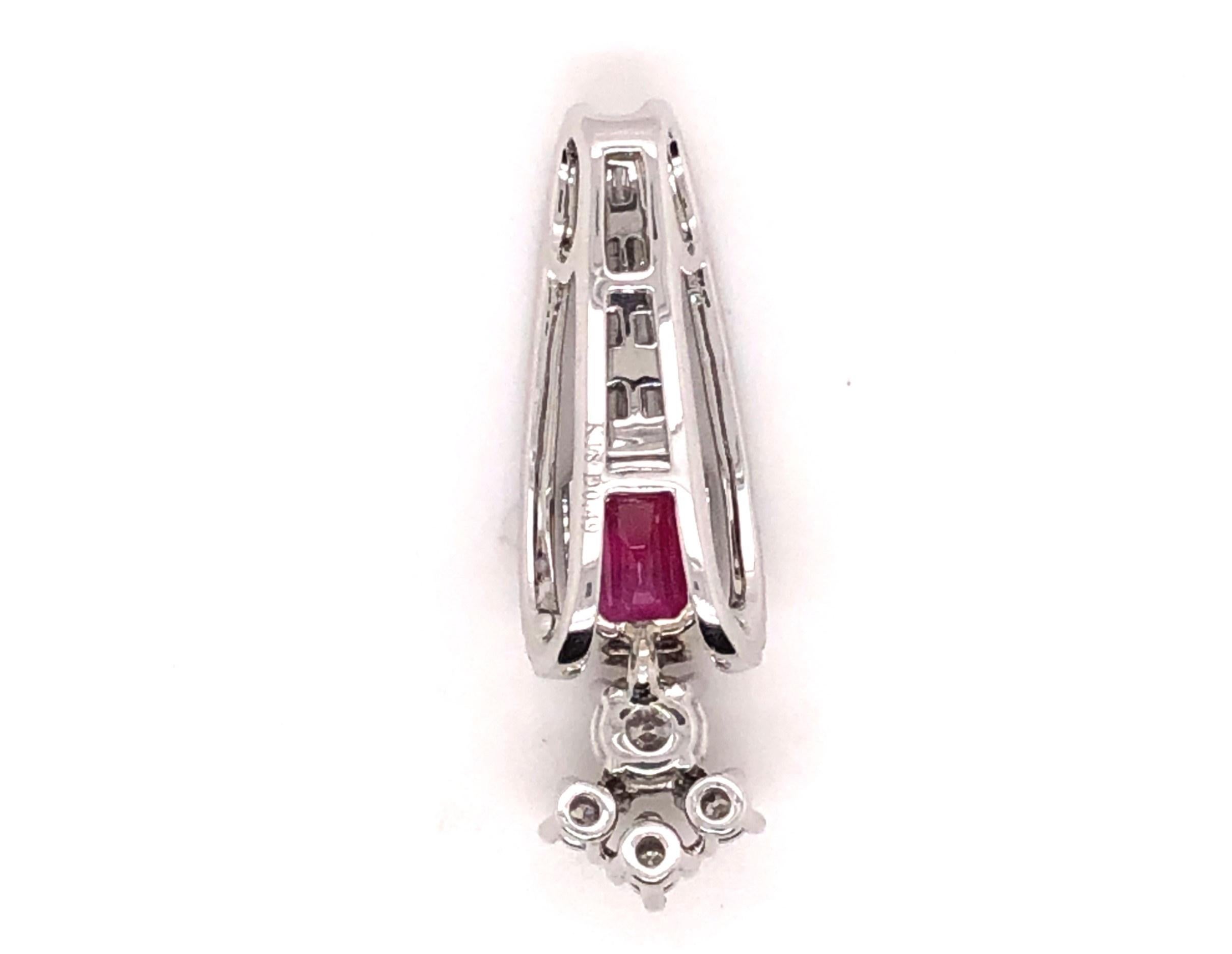18kt 1.72ct Natural Ruby and 1.95ct Diamond Slide Pendant In Good Condition In Towson, MD