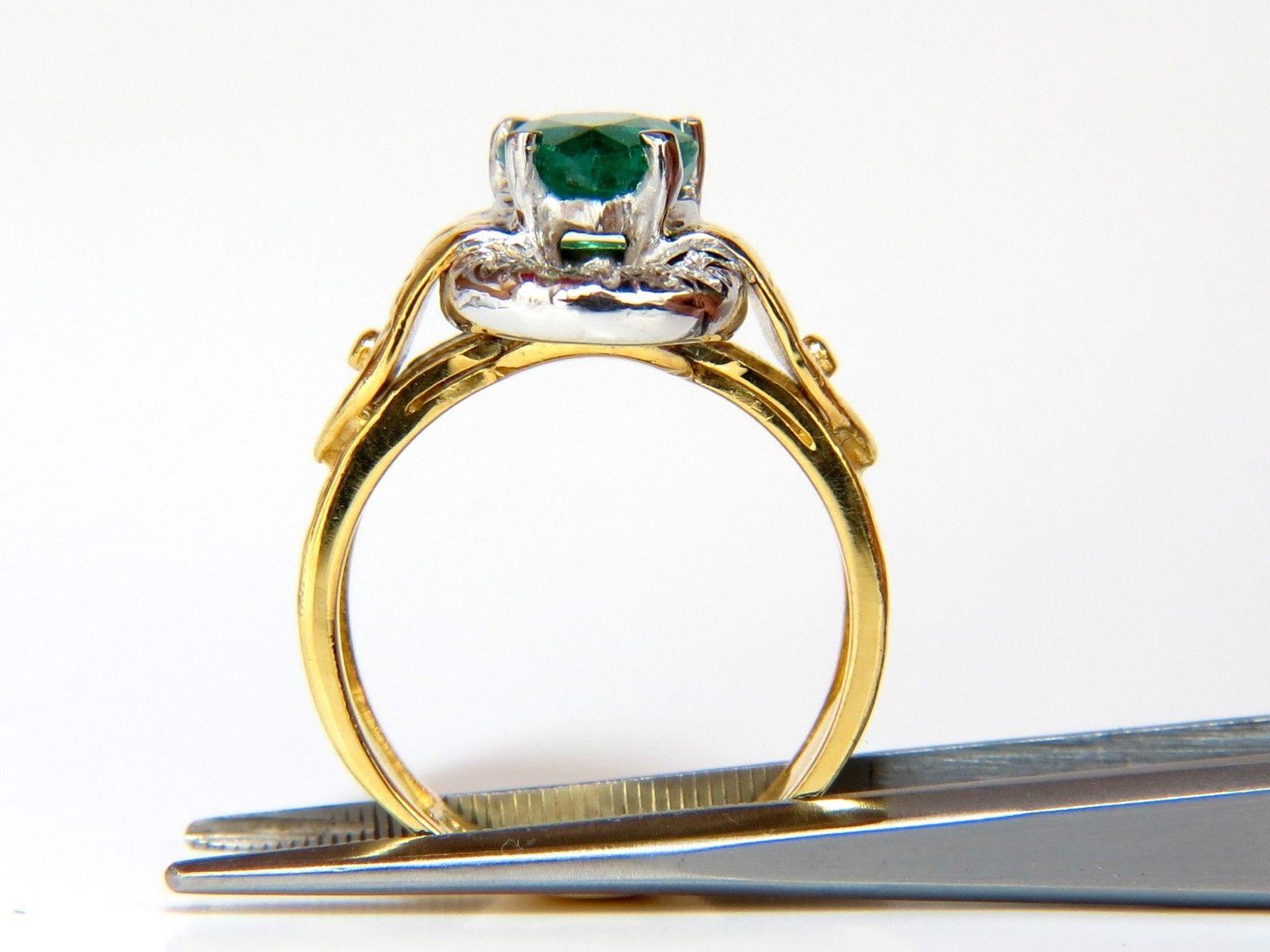 Women's or Men's 18KT 1.90CT Natural Emerald Diamond Ring Scaling Pattern Clip Over Design For Sale