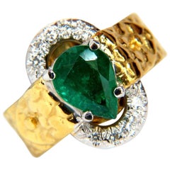 18KT 1,90 Karat natürlicher Smaragd-Diamant-Ring mit Wellenmuster und Clip-Over-Design