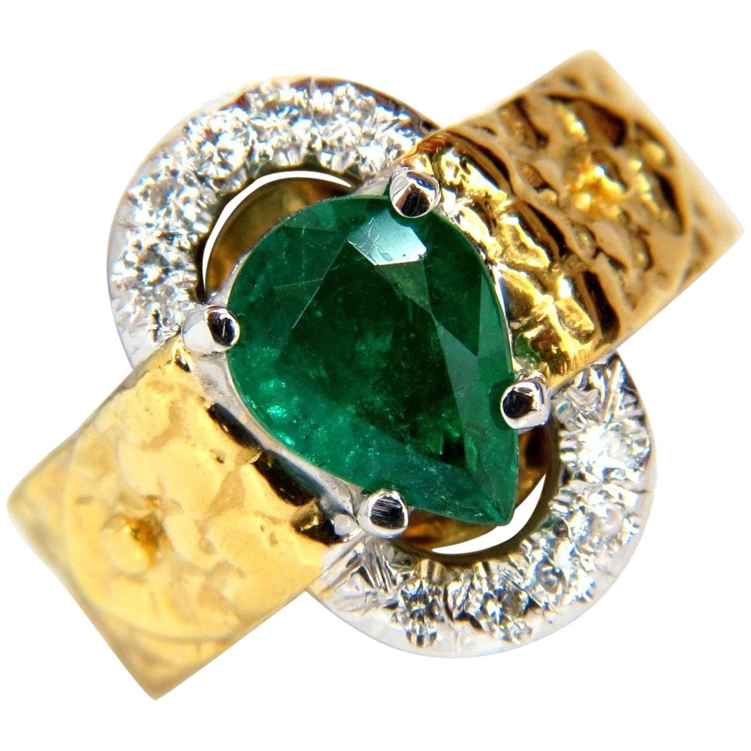 18KT 1,90 Karat natürlicher Smaragd-Diamant-Ring mit Wellenmuster und Clip-Over-Design