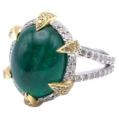 Anello 18KT 9 CT con smeraldo cabochon e diamante