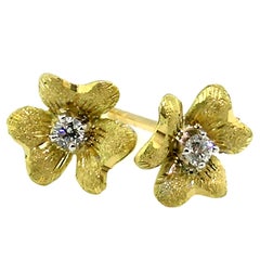 Boucles d'oreilles à fleurs en or 18 carats et diamants, faites à la main et gravées à la main à Florence, Italie