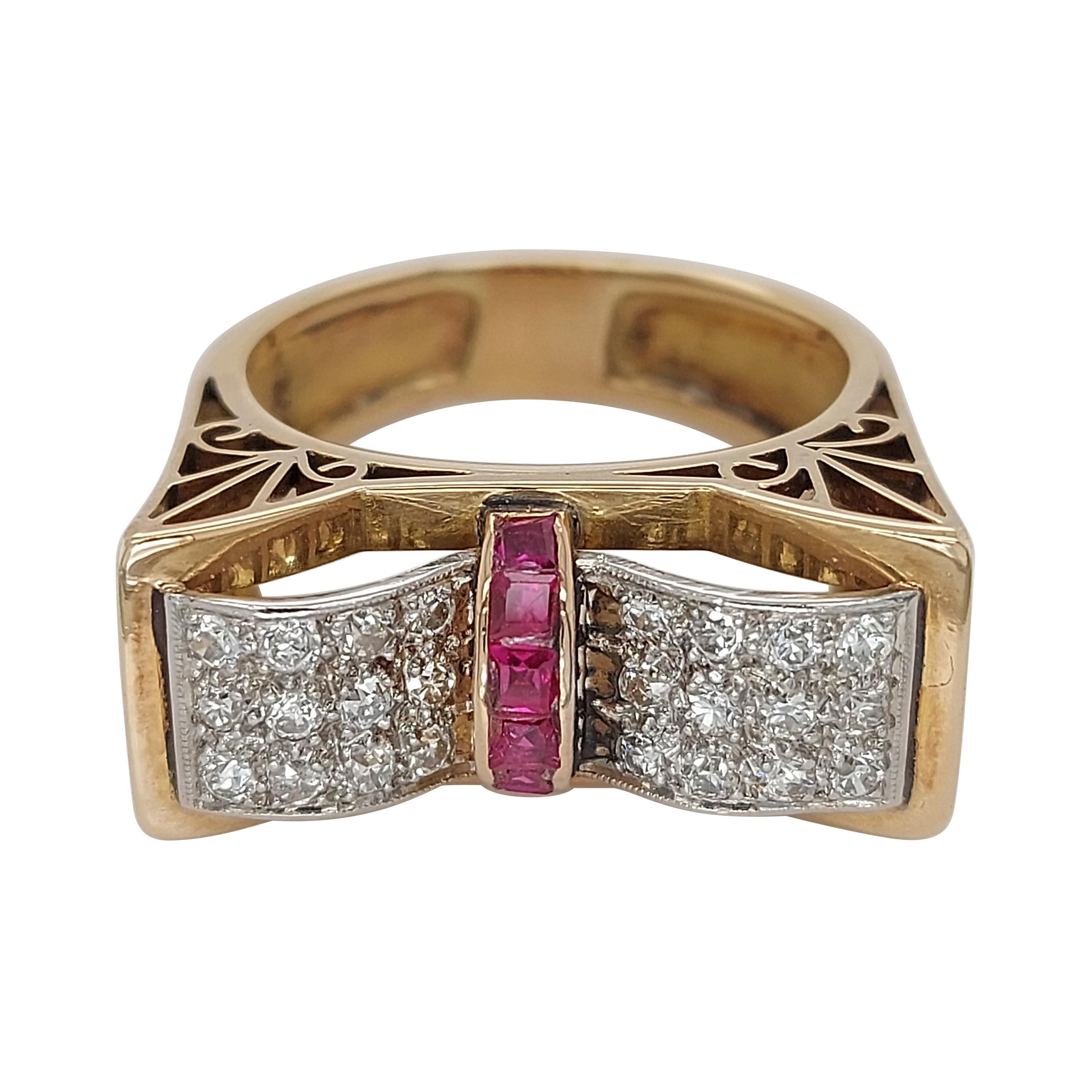 18kt BI Colour Gold Vintage 1940' Ring with Ruby's & 1ct Brilliant Cut Diamonds
