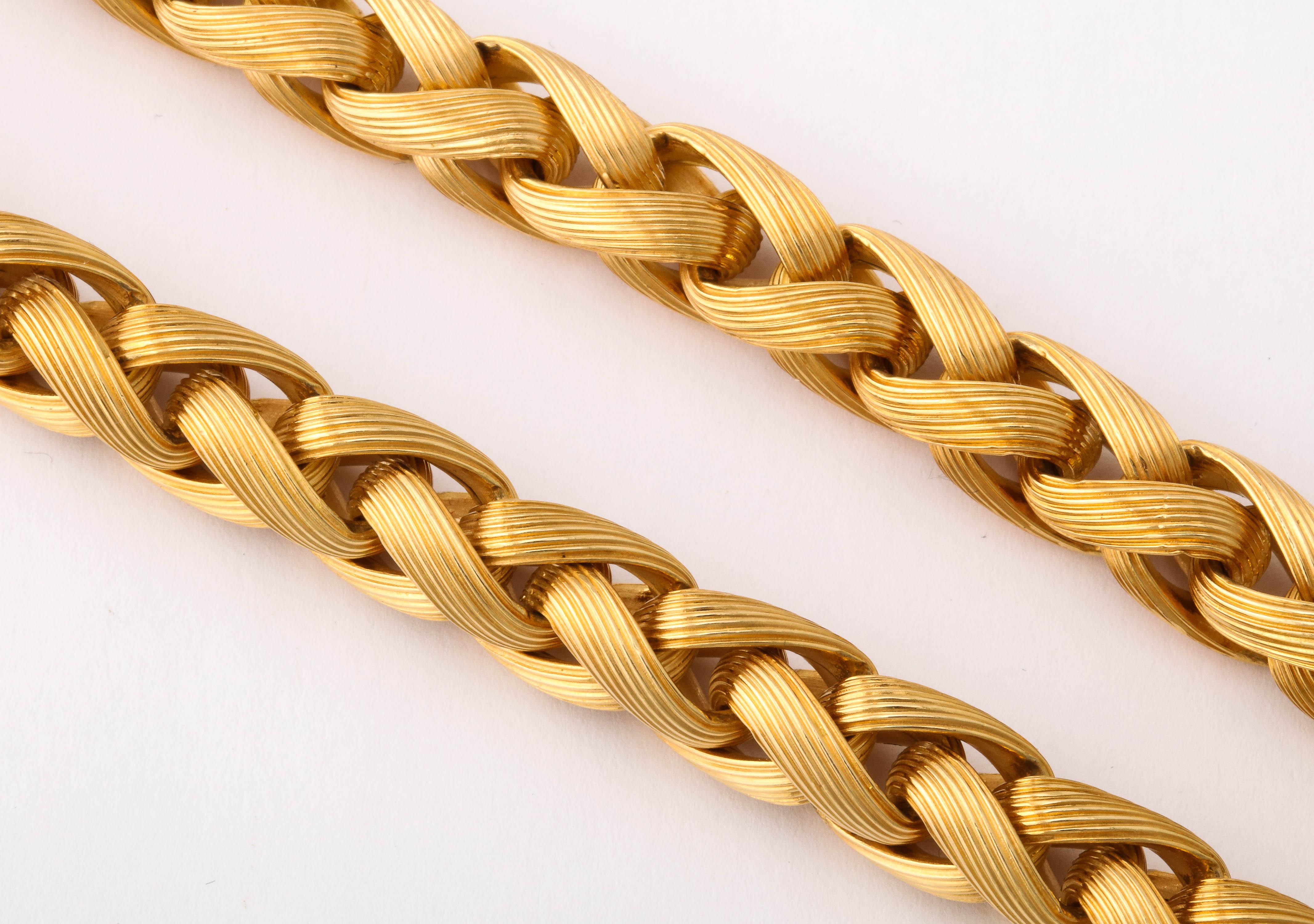 18 Karat Braided Link Necklace W Striated Links For Sale 2