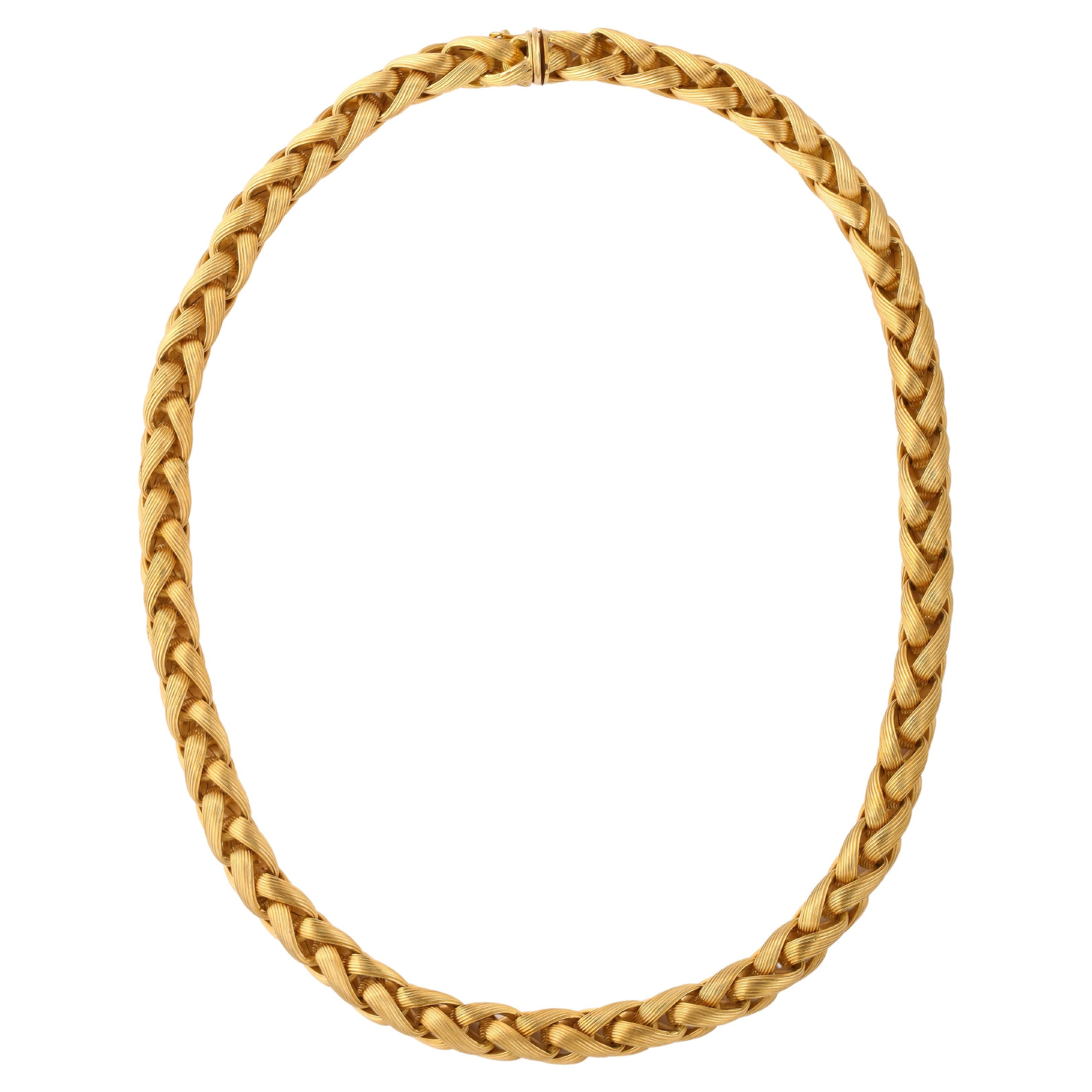 18 Karat Braided Link Necklace W Striated Links For Sale