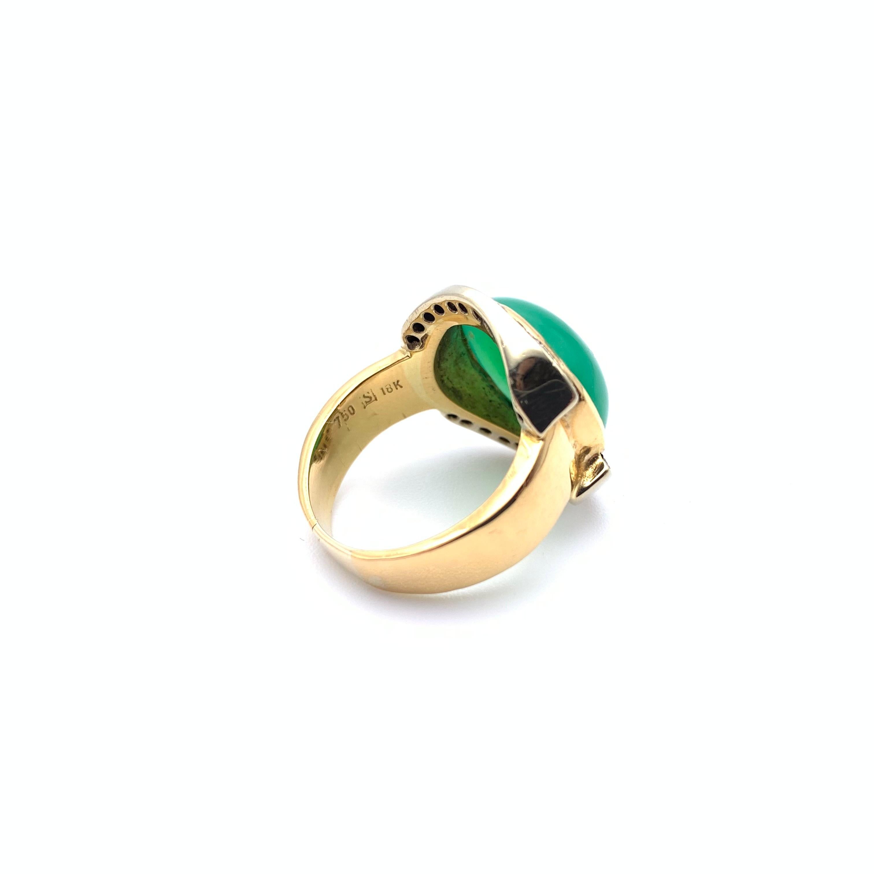 da uomo o donna Anello con crisoprasio cabochon e diamanti 18KT in vendita
