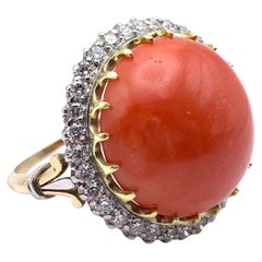 Anello cocktail in corallo e diamanti 18KT