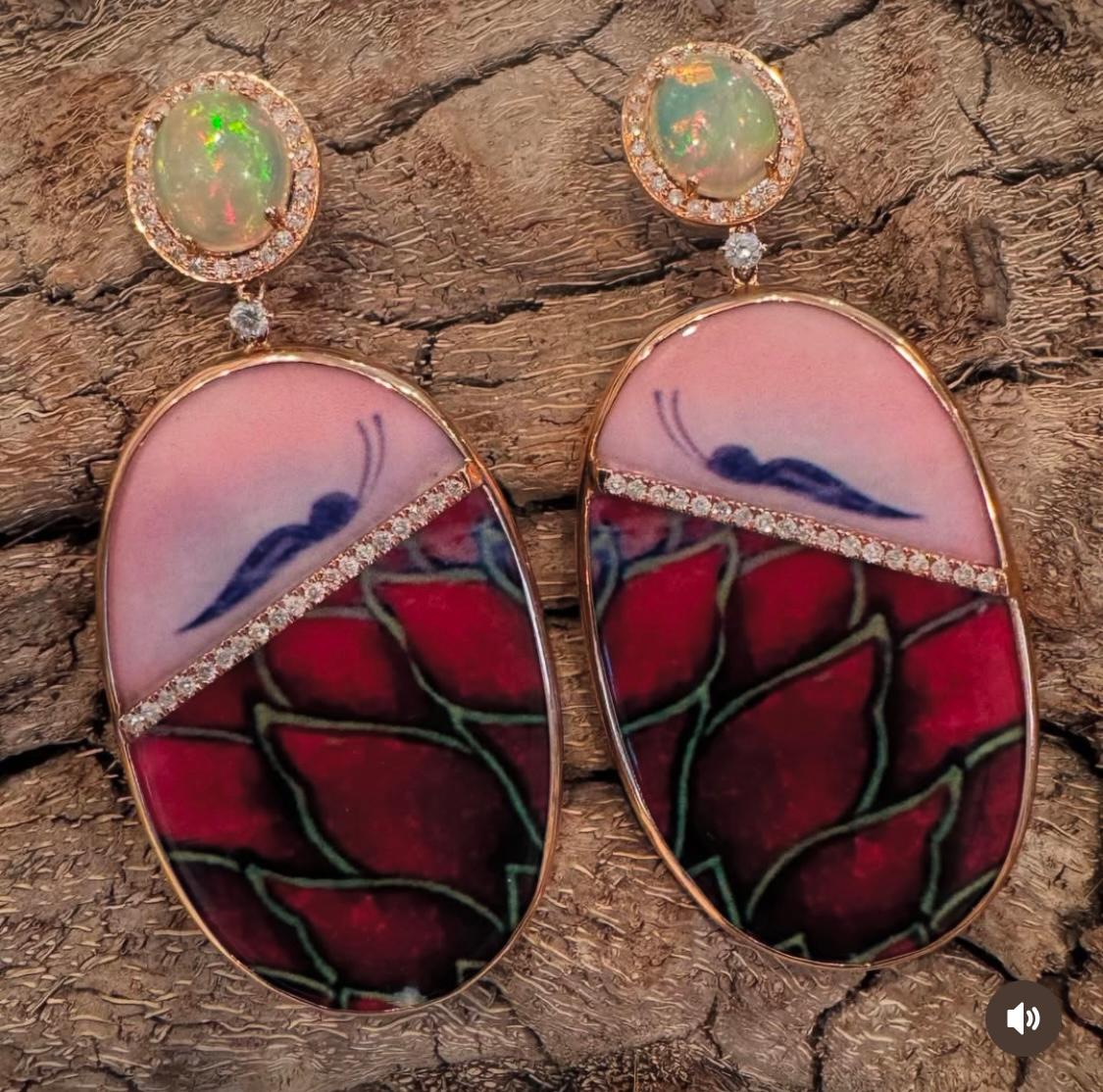 Round Cut 18kt, diamond, bakelite and enamel earrings For Sale