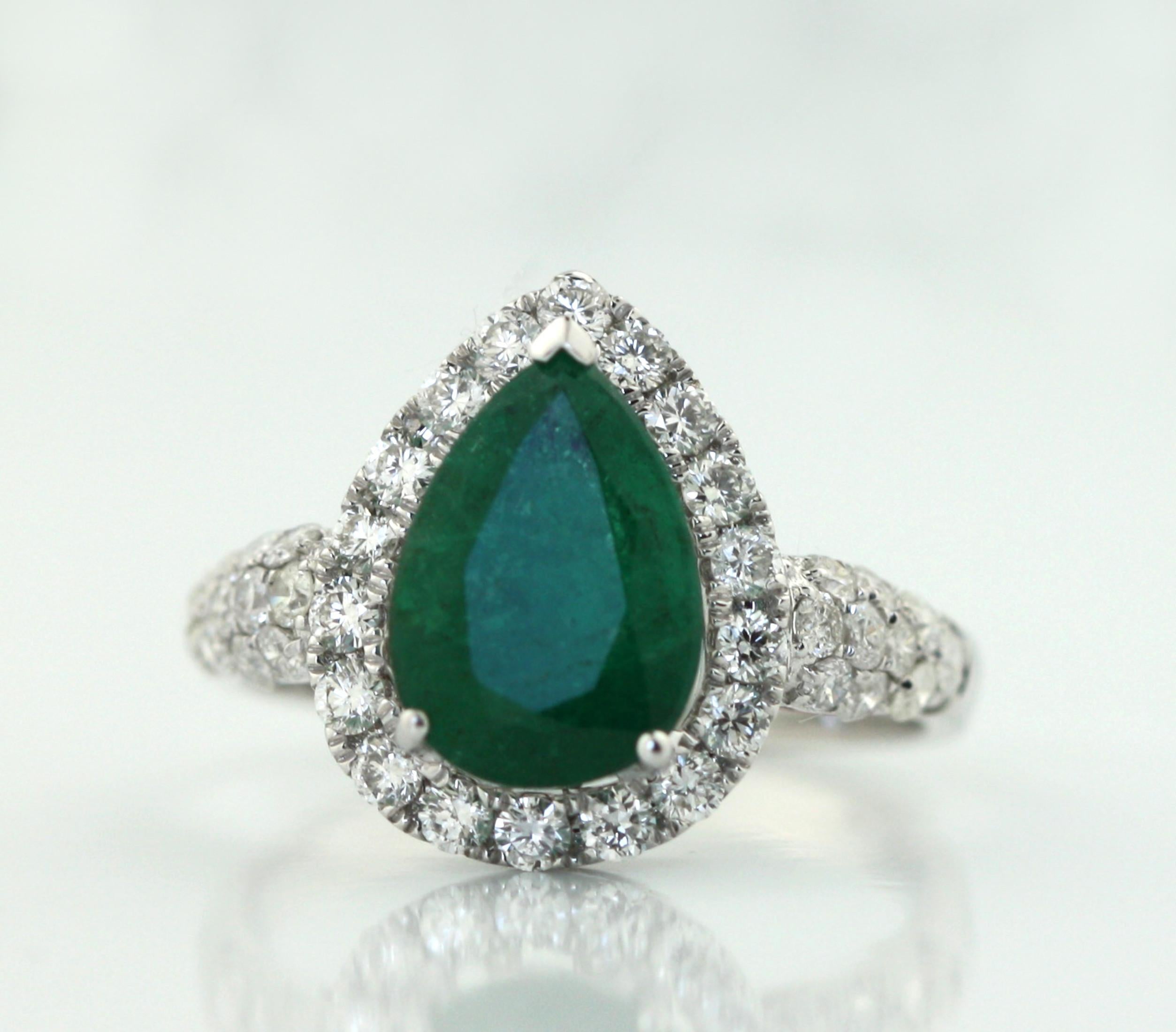 18KT Emerald and Diamond Ring 4