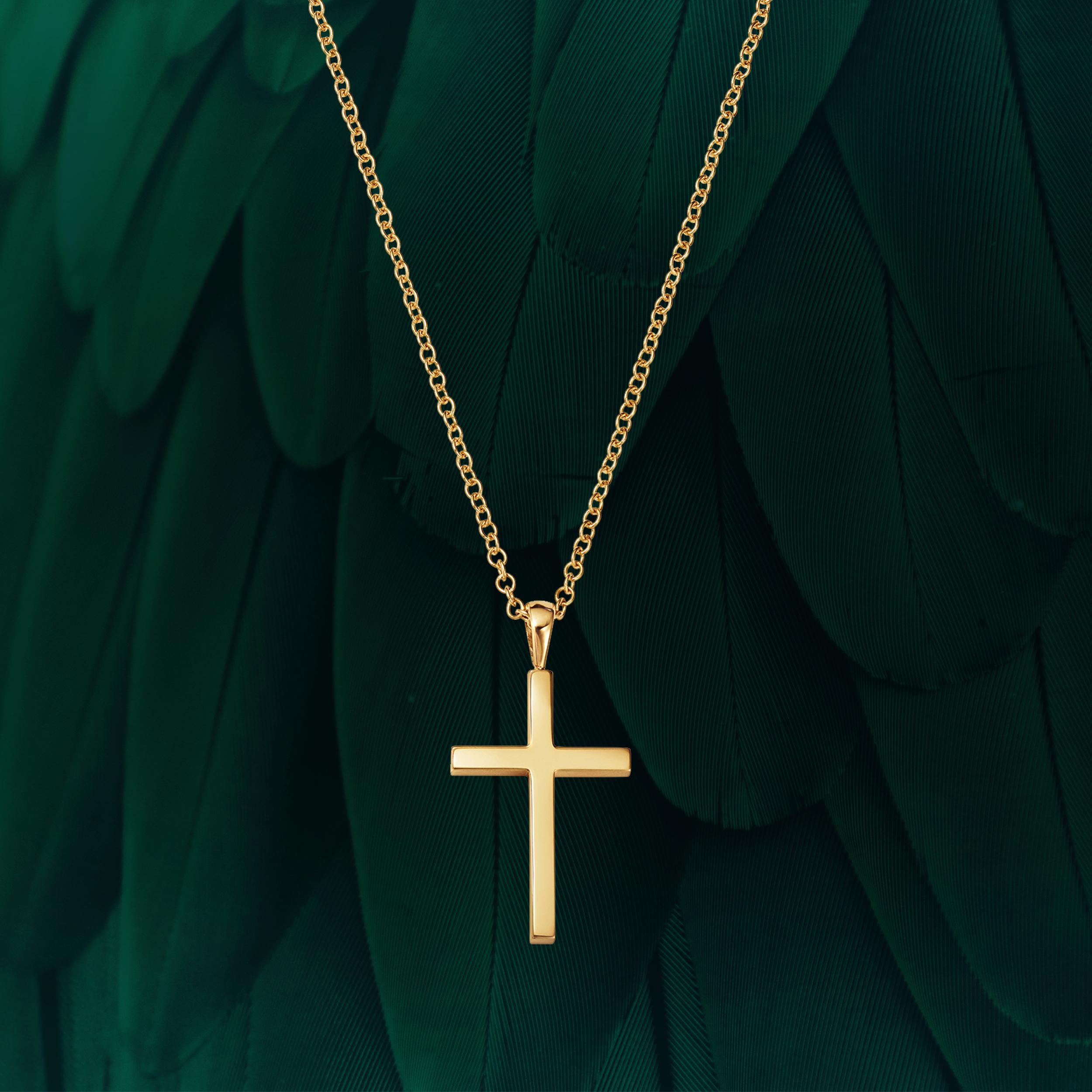 18kt Fairmined Ecological Yellow Gold Modern Cross Necklace In New Condition For Sale In New York, NY