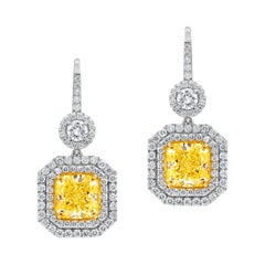 18 Karat Fancy Light GIA zertifizierter gelber Diamant-Ohrring-Set