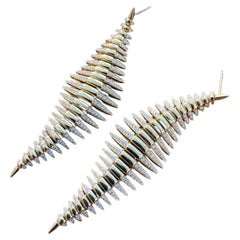 18kt Fishtail diamond earrings