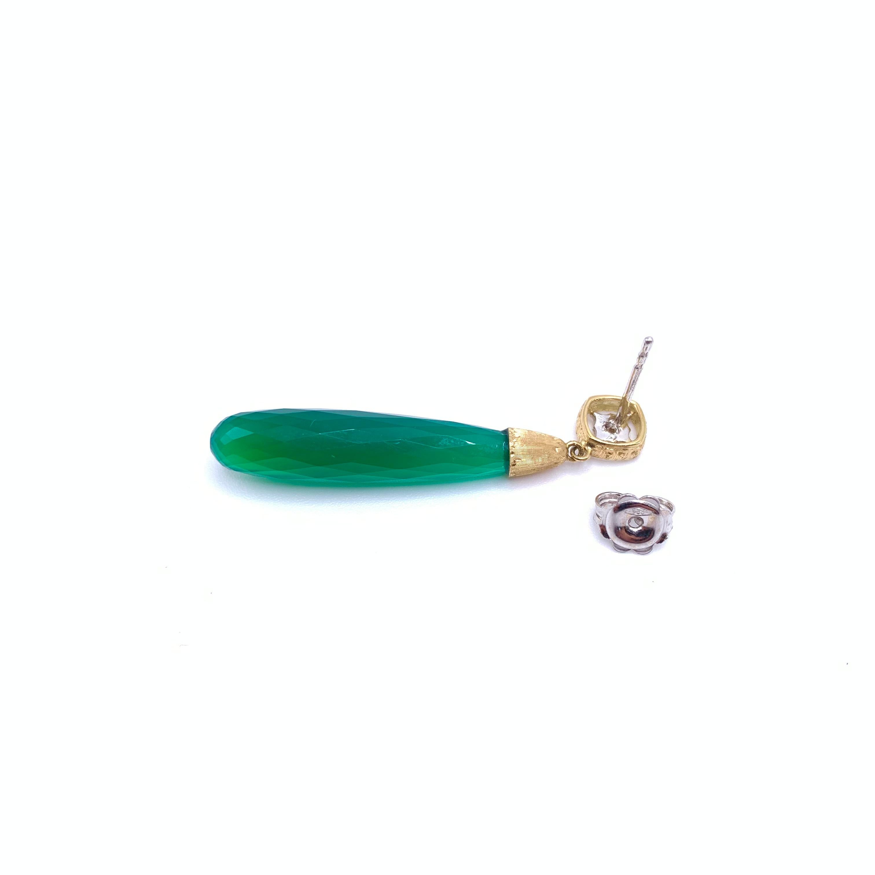 Regency Orecchini Florentine 18KT con incisione a briolette, onice verde e diamanti in vendita