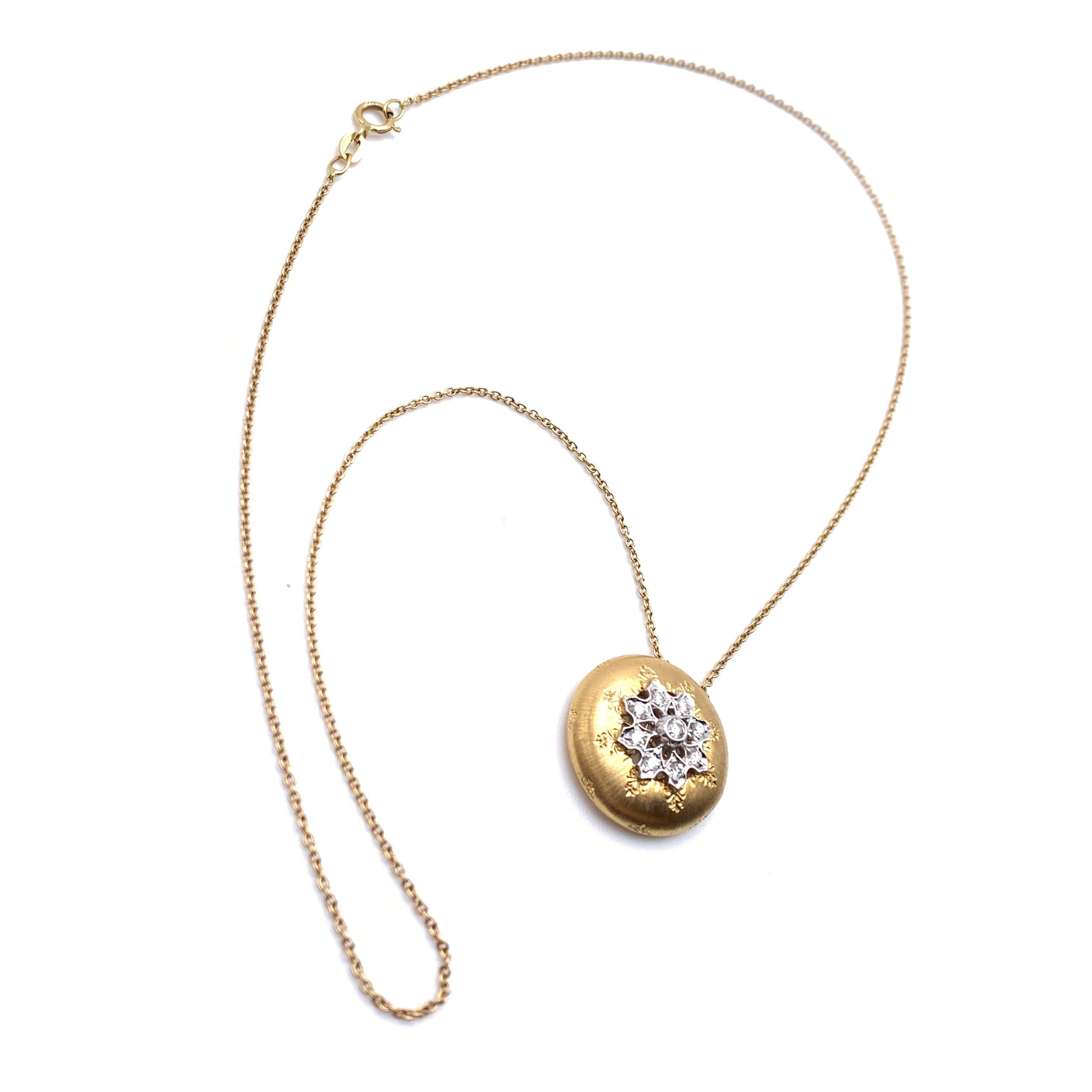 Round Cut 18KT Florentine Engraved Diamond Pendant For Sale