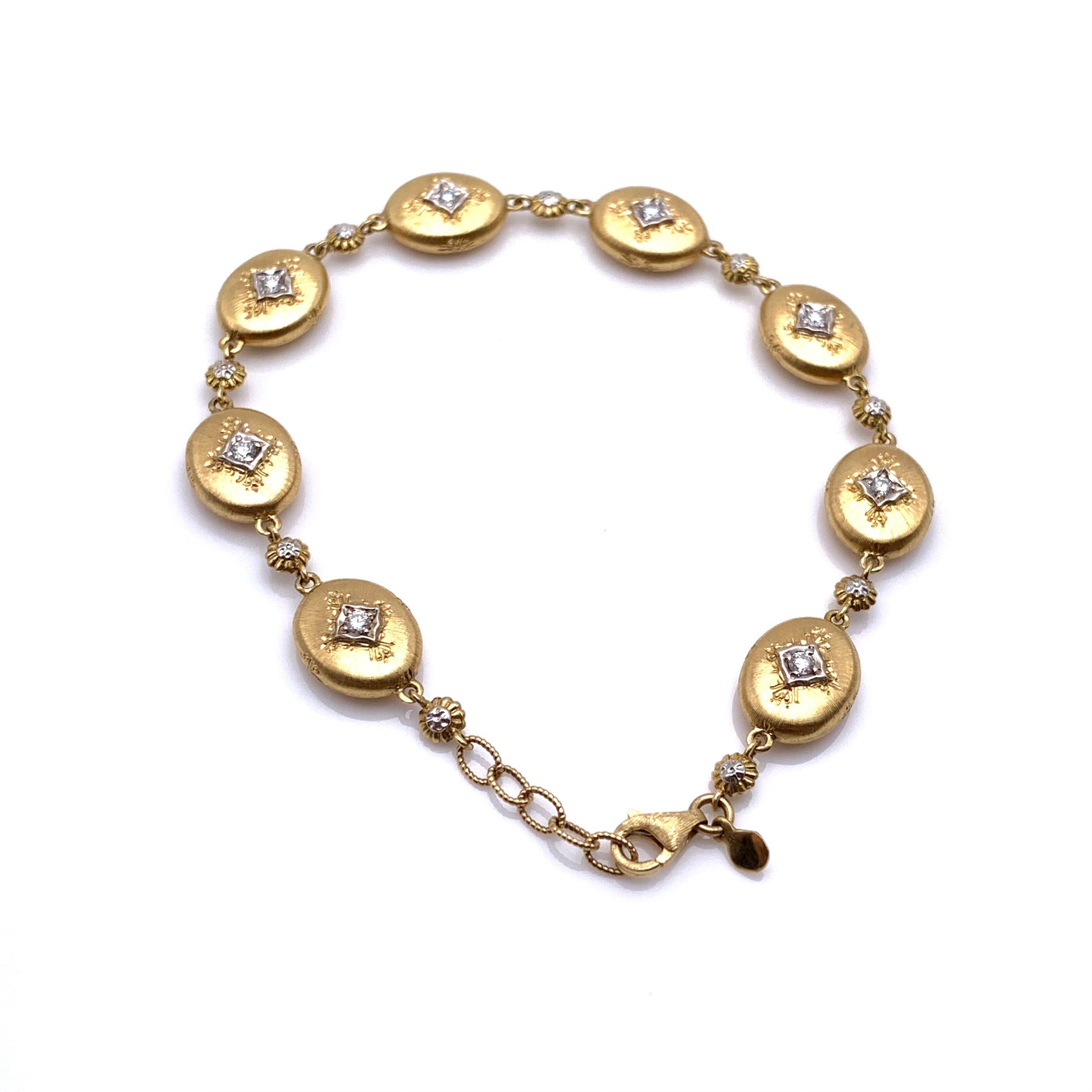 Regency Bracelet Station à diamants gravés 18KT Florentine en vente
