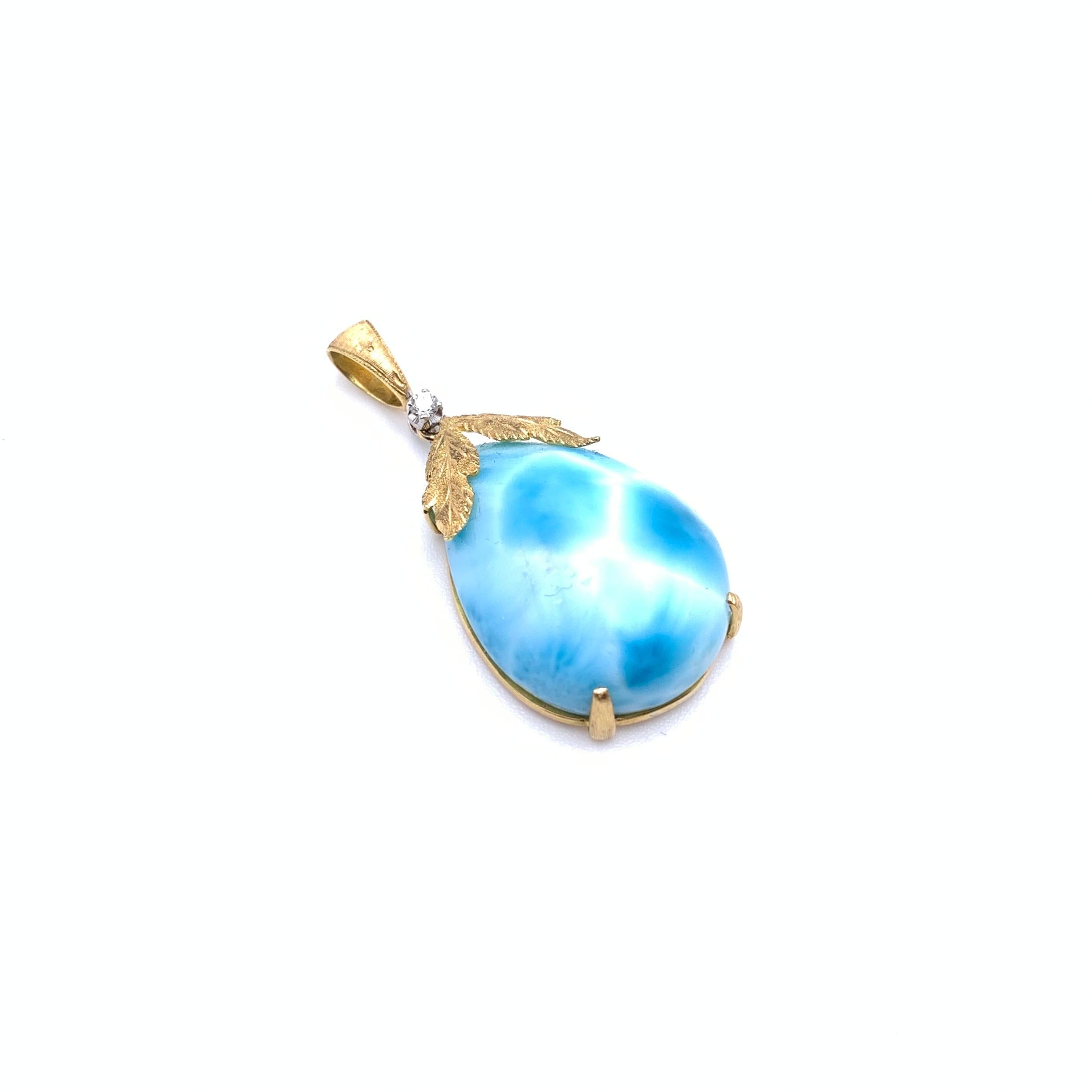 Pendentif en Larimar gravé 18KT Florentine Pour femmes en vente