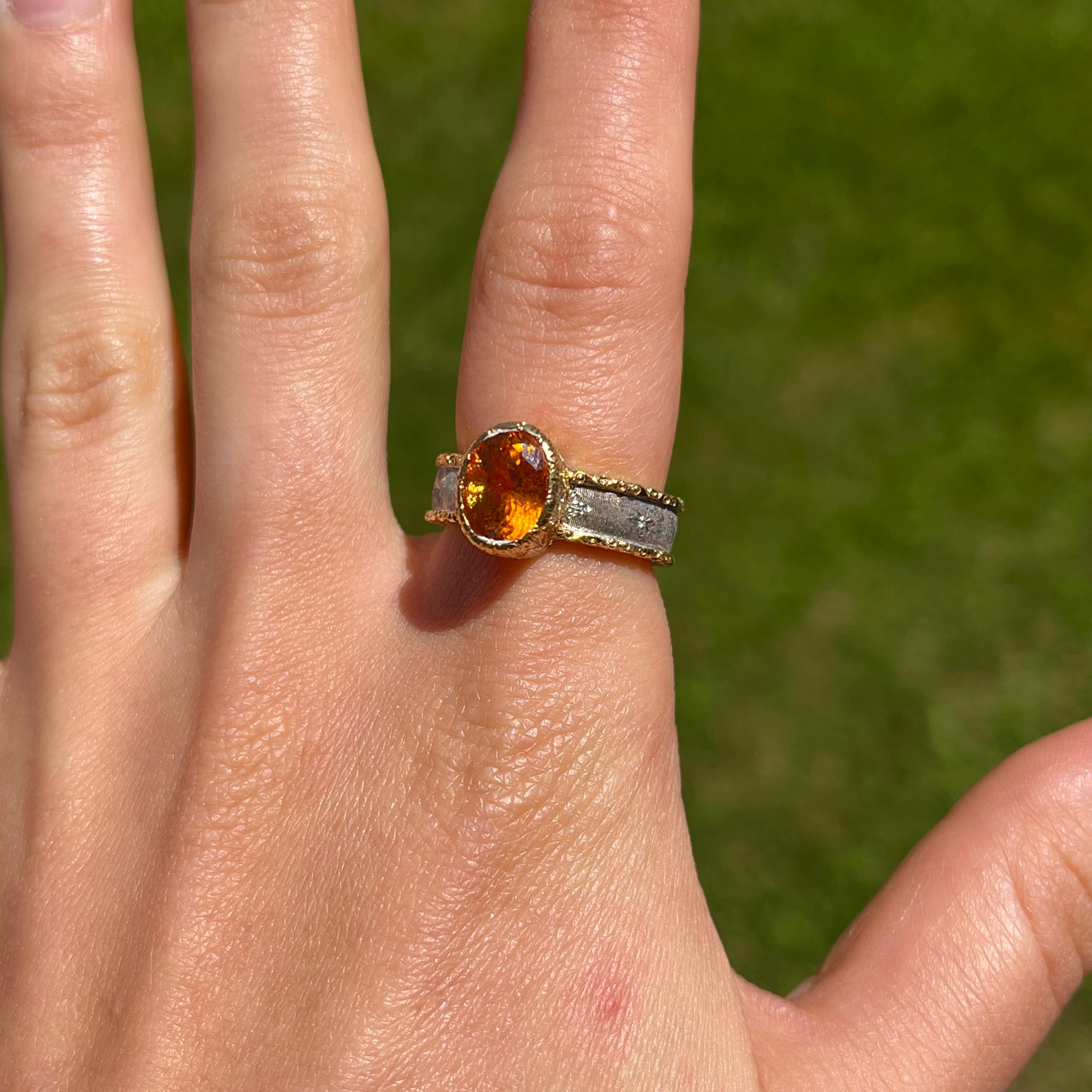 18KT Florentine Engraved Mandarin Garnet Ring For Sale 4