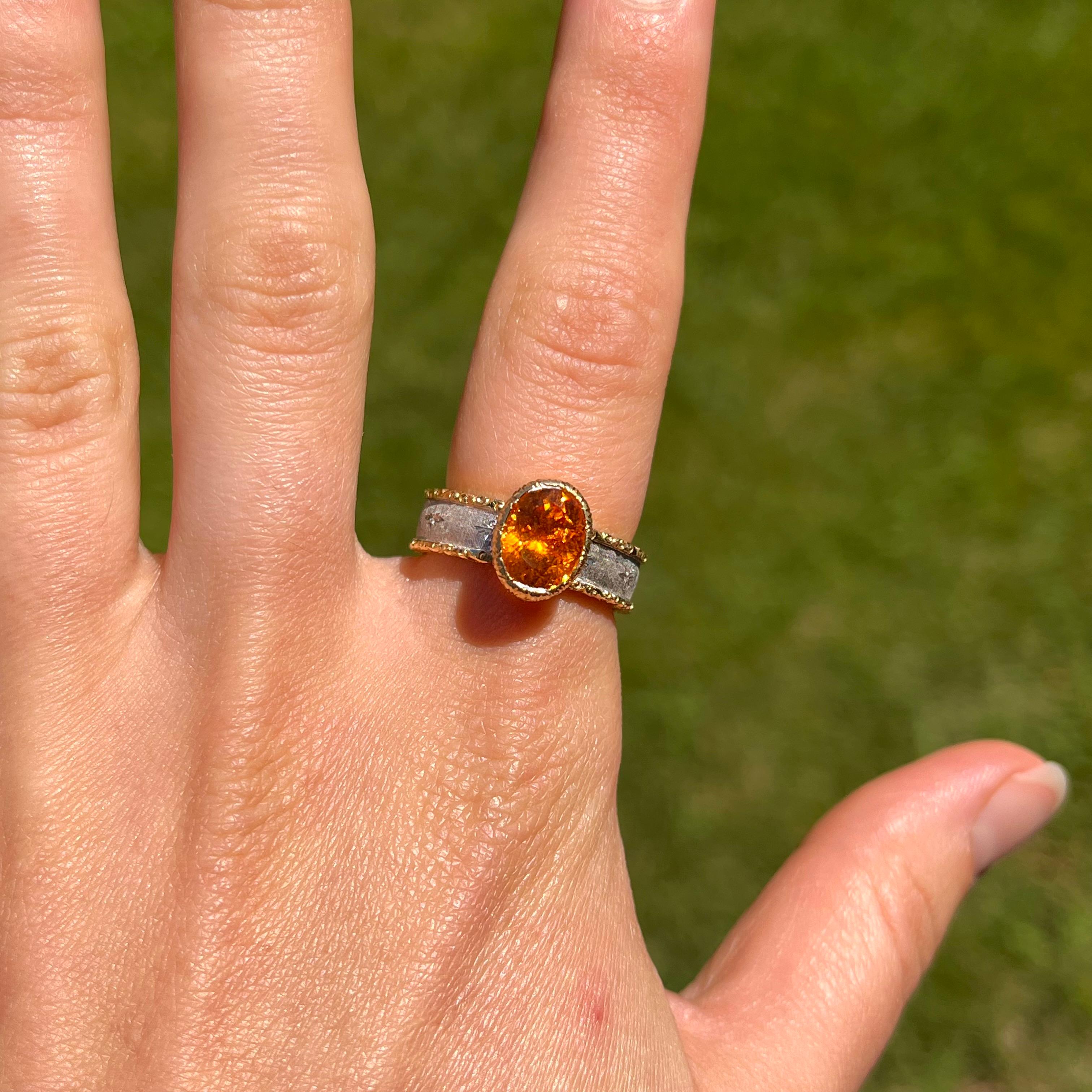 18KT Florentine Engraved Mandarin Garnet Ring For Sale 5