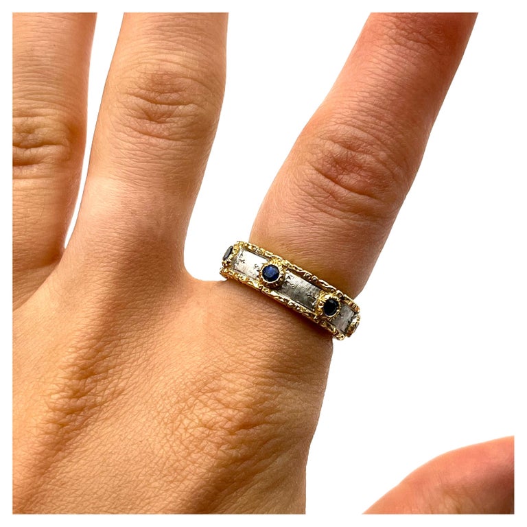 18KT Florentine Engraved Sapphire Eternity Band For Sale at 1stDibs