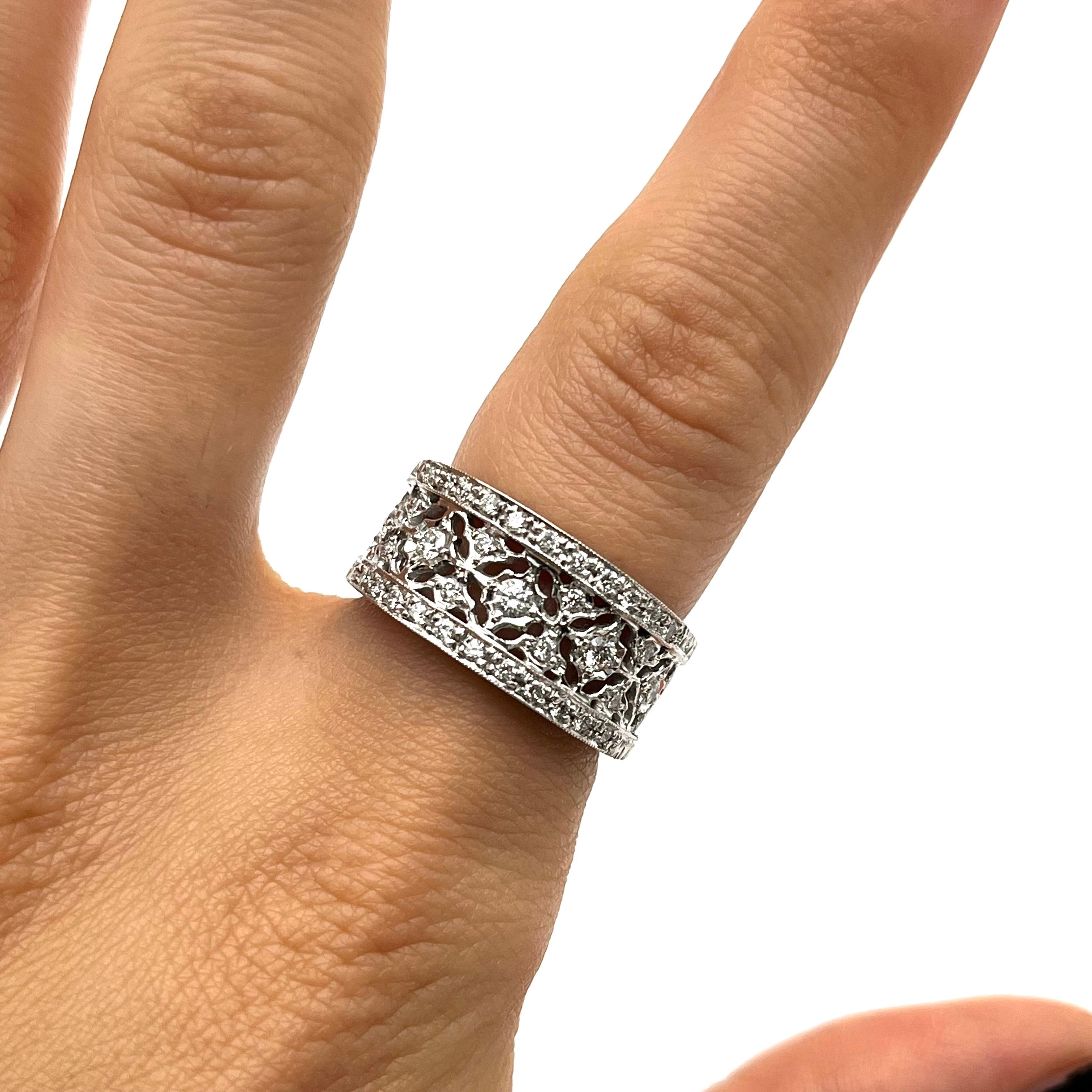 Regency 18KT Florentine Engraved Tapered Diamond Band For Sale