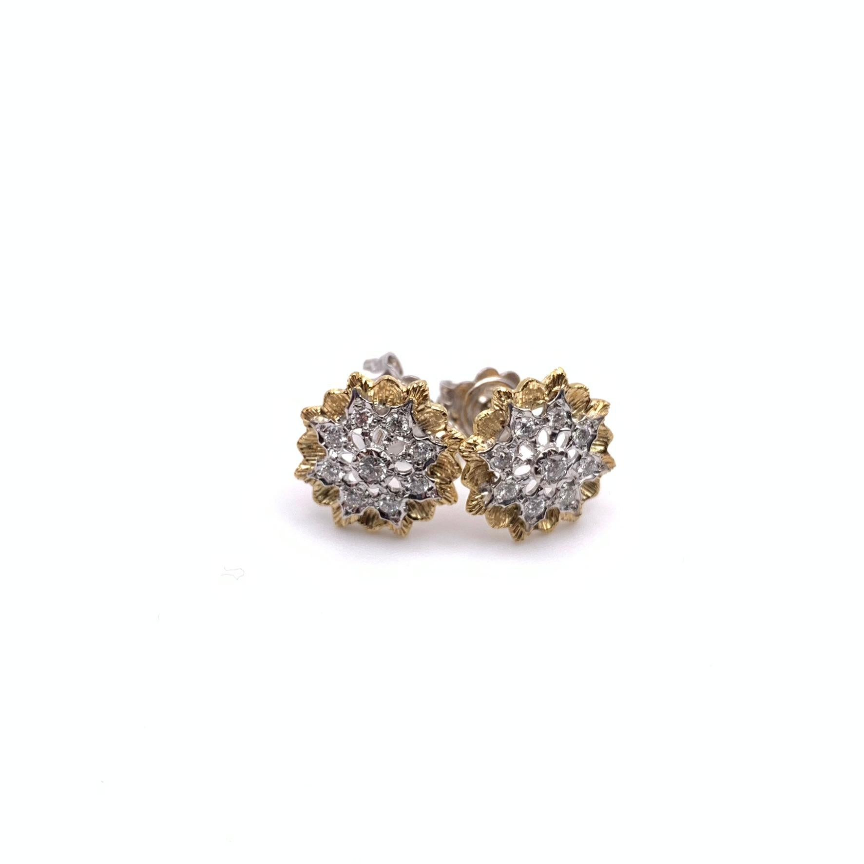 Regency Borchie con diamanti a due tonalità incise a Florentine 18KT in vendita