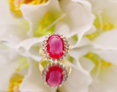 Bague de fiançailles de luxe en or 18 carats avec halo de diamants et rubis 10 carats