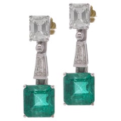 18kt. gold 4.00 cts. square - cut Natural Colombian emerald pair of earrings 