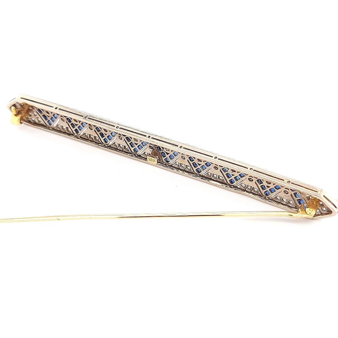 18kt Gold Large Brooch with Zig Zag Sapphires and Diamonds For Sale 1