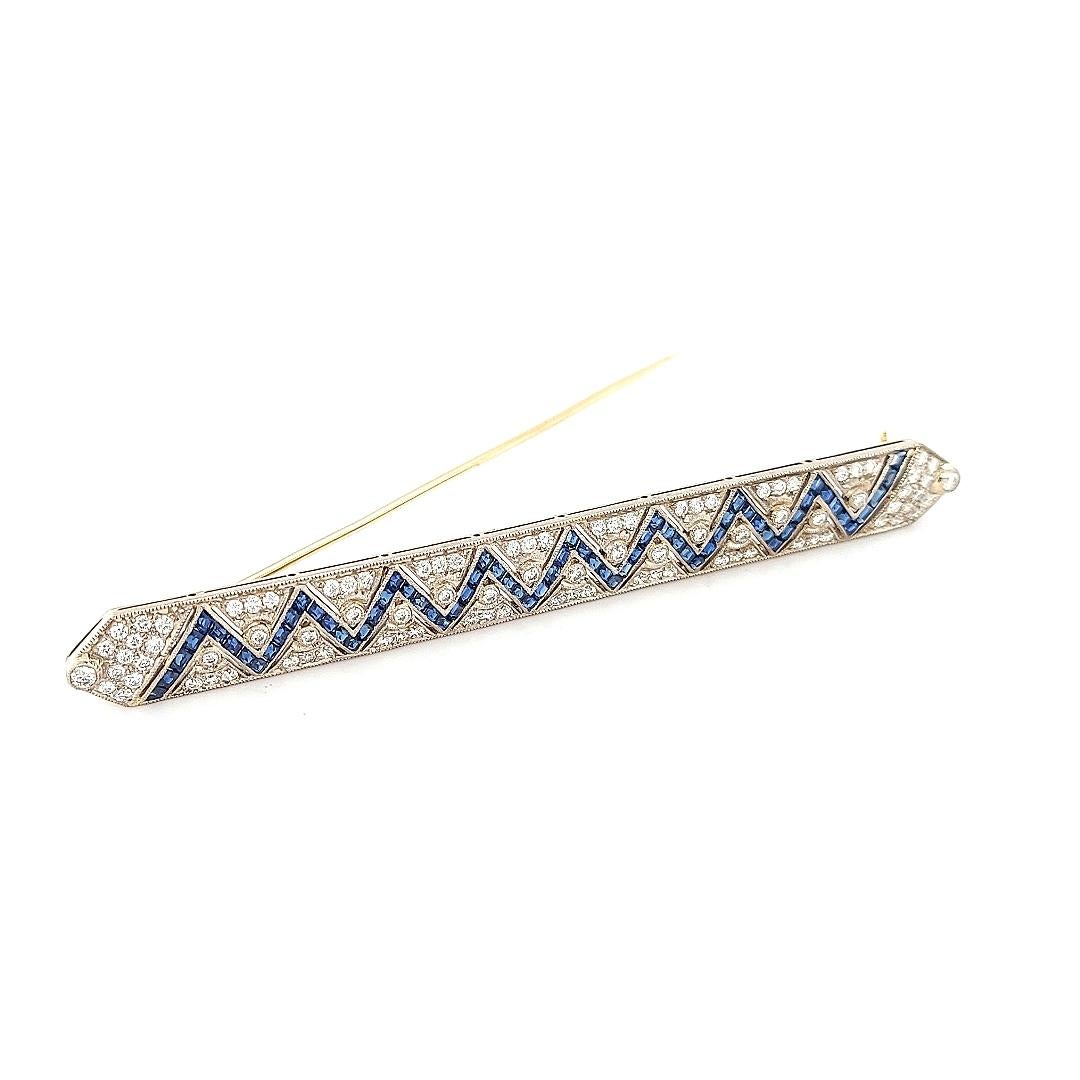 18kt Gold Large Brooch with Zig Zag Sapphires and Diamonds For Sale 3