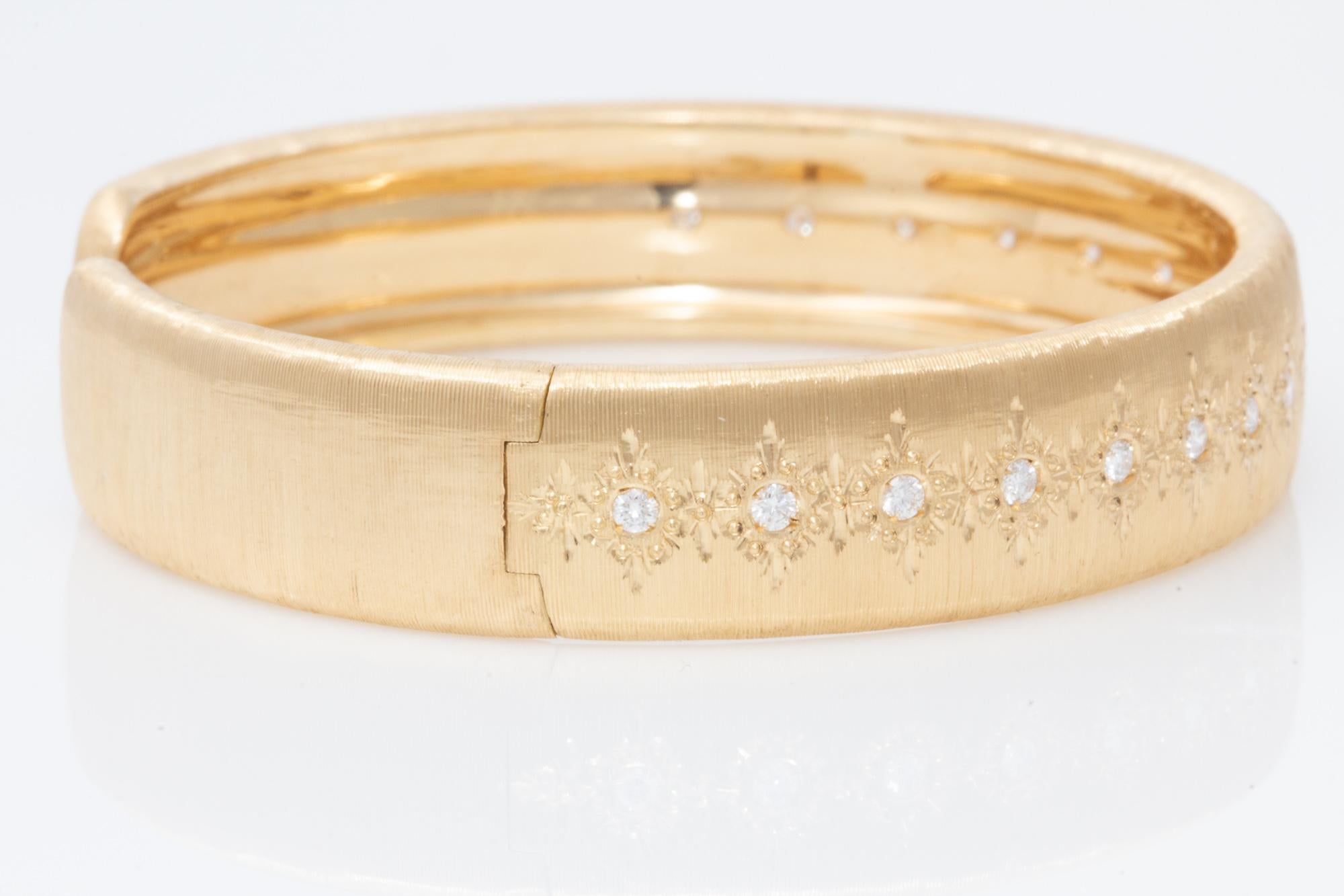 Armband aus 18 Karat Gold und Diamanten mit Florentine-Gravur, Crafted in Italy im Angebot 10