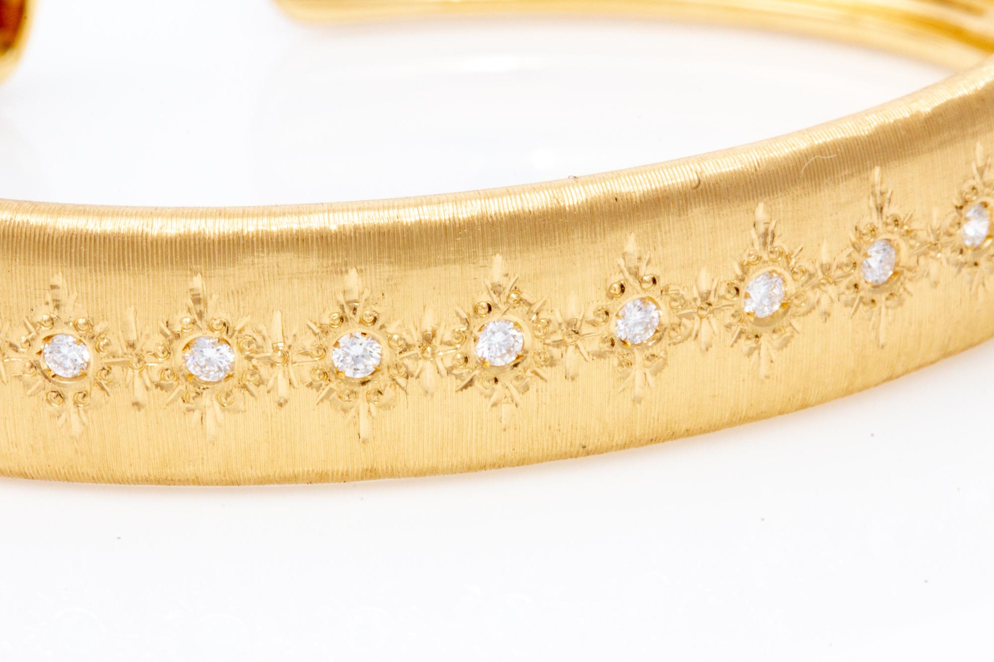 Armband aus 18 Karat Gold und Diamanten mit Florentine-Gravur, Crafted in Italy im Angebot 4