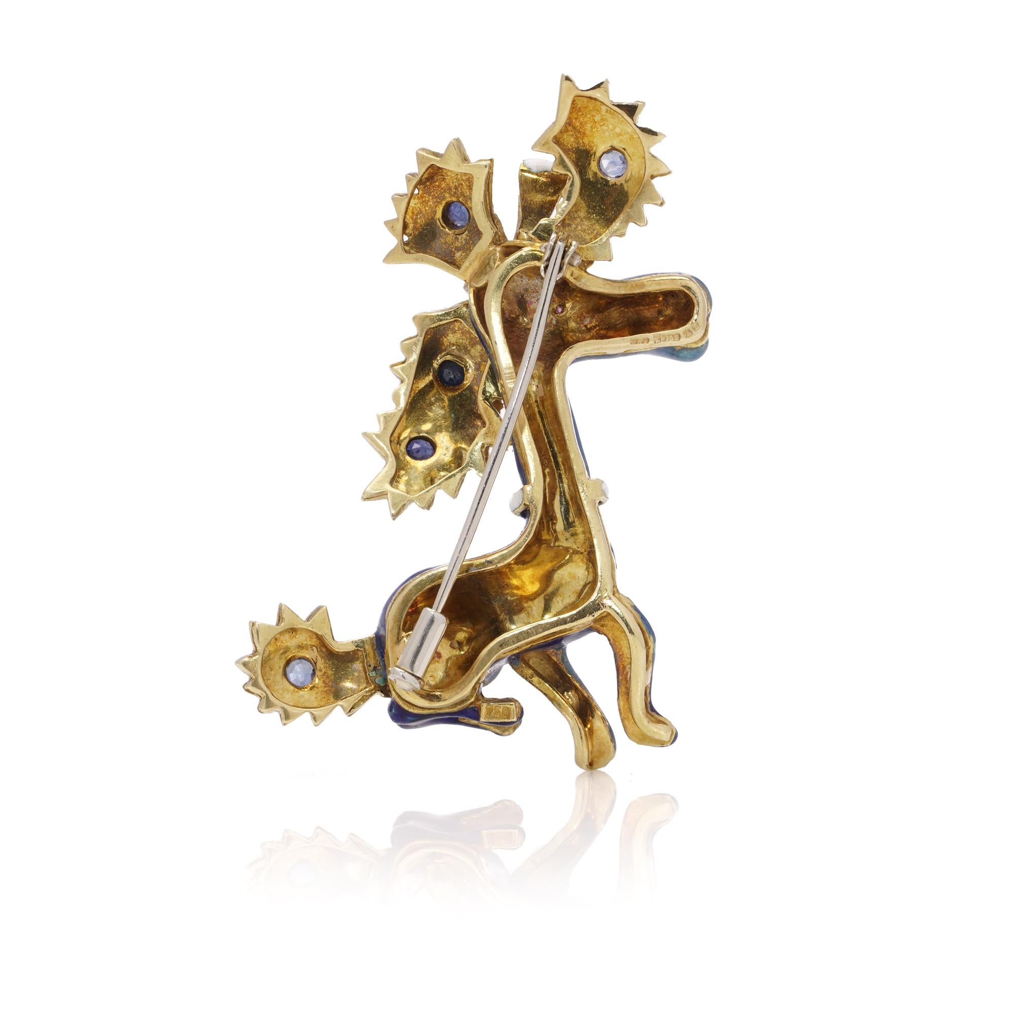 Broche fantaisiste chien caniche en or et émail 18 carats, sertie de saphirs et de rubis Bon état - En vente à Braintree, GB