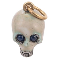 Vintage 18 Karat Gold and Enamelled Skull Pendant
