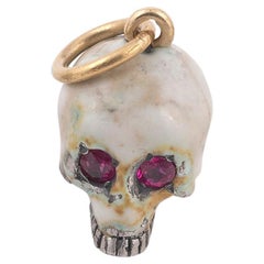 18 Karat Gold and Enamelled Skull Pendant