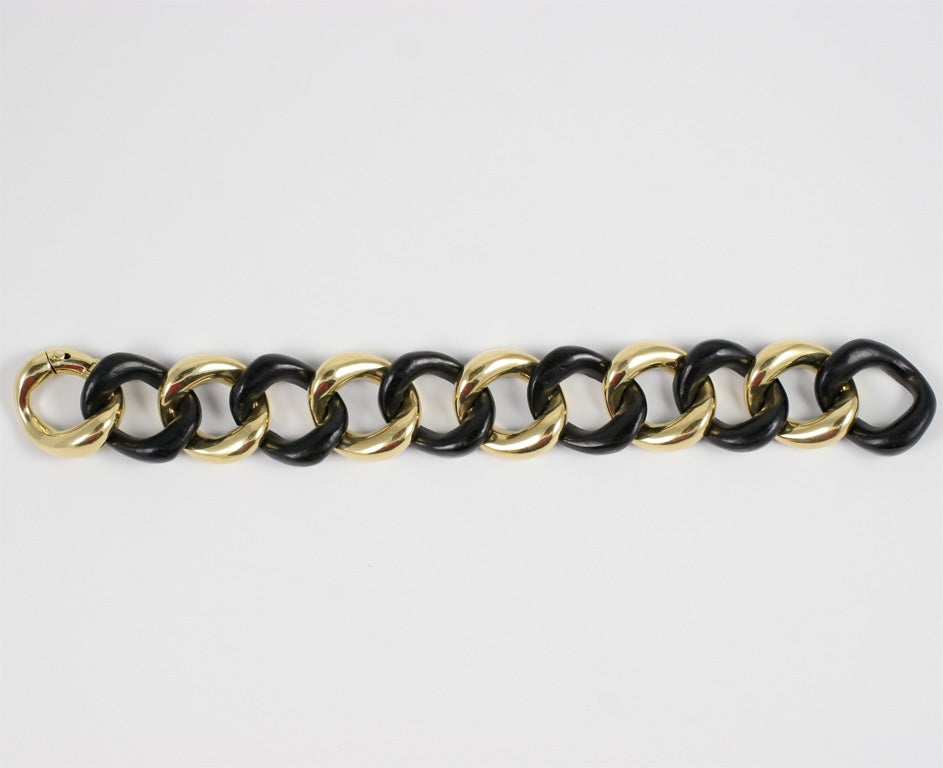 18 Karat Gold and Malachite Link Bracelet For Sale 4