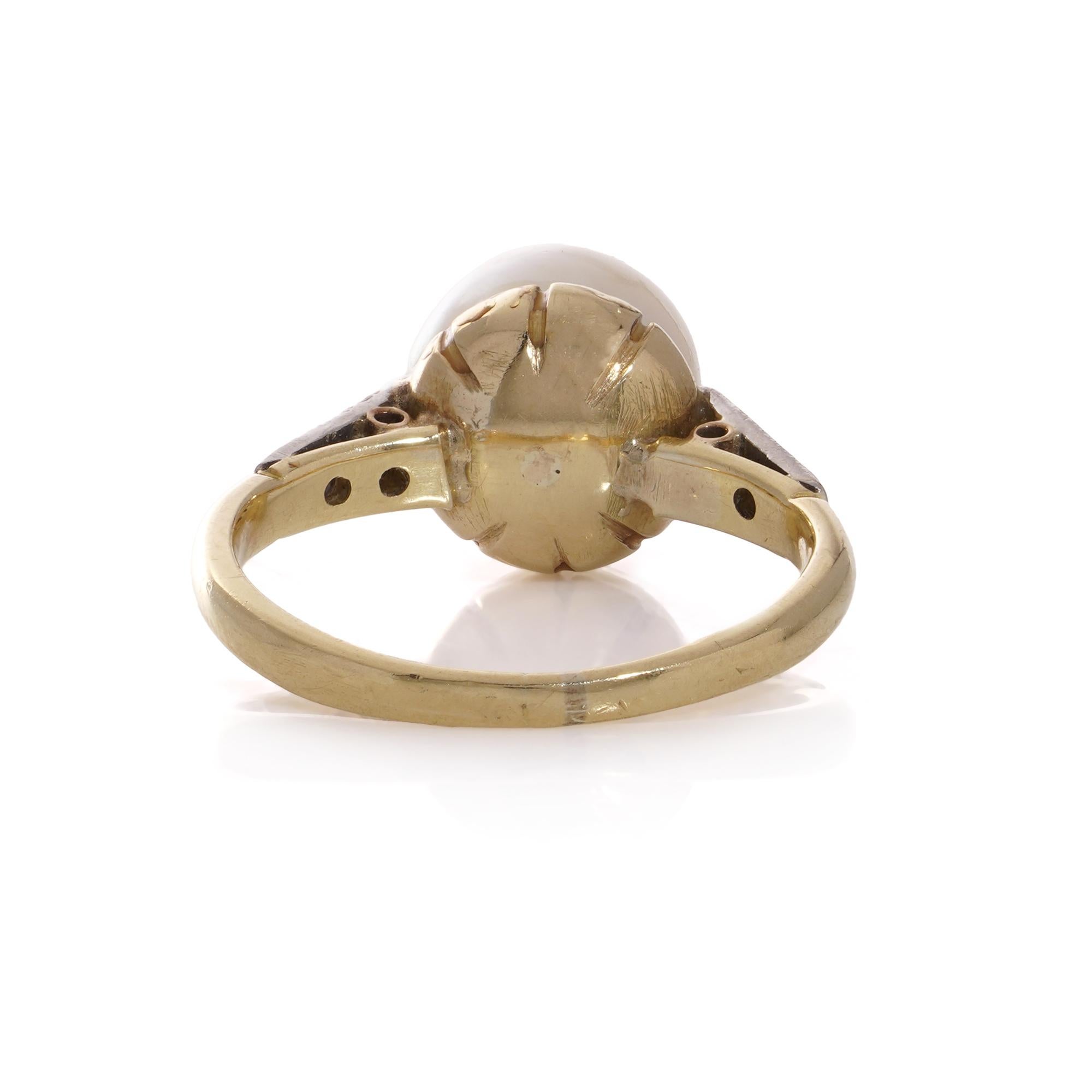 18kt. gold and Palladium Cultured Saltwater pearl and Diamond E 1/2 size ring  For Sale 1