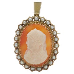 18kt Gold and Pearl Carnelian Cameo Brooch / Pendant