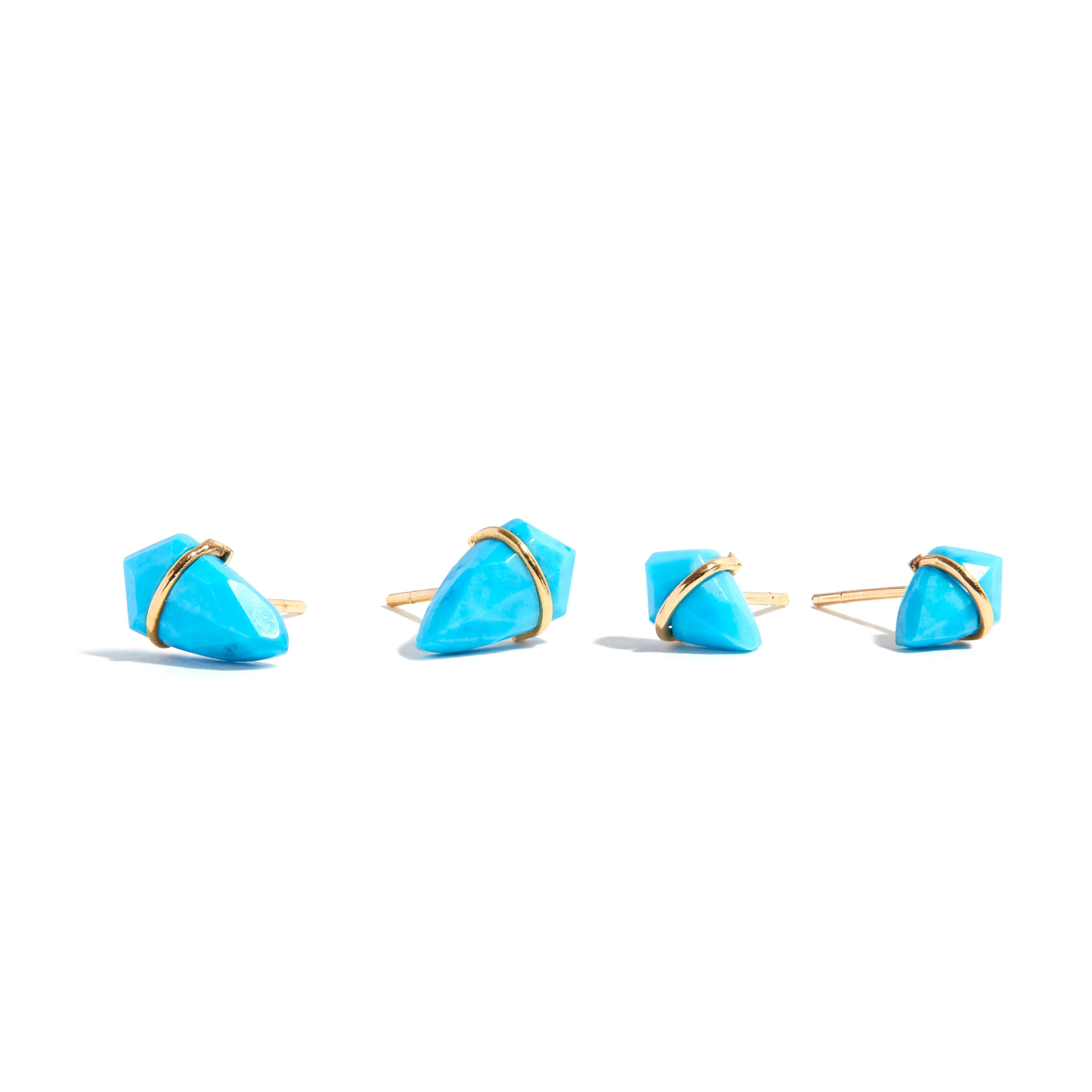 18 Karat Gold and Turquoise Kite Earrings In New Condition For Sale In Brooklyn, NY